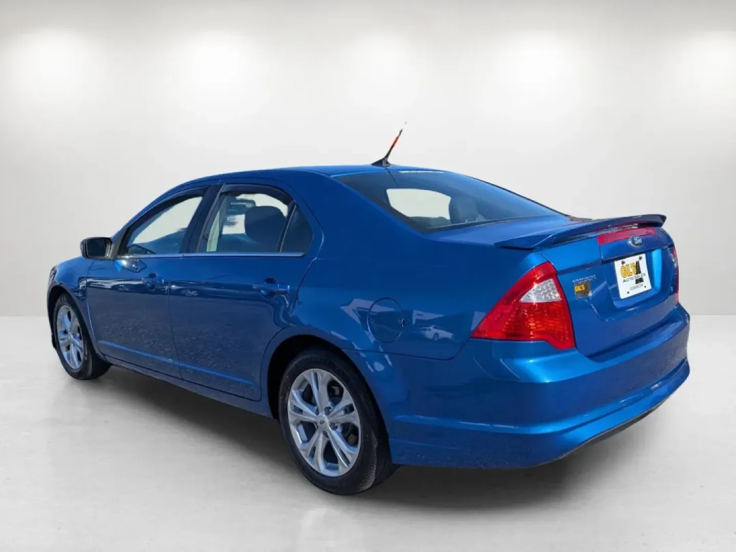 2012 Ford Fusion SE (3FAHP0HA4CR) with an Other engine, located at 5115 14th Ave., Columbus, GA, 31904, (706) 323-0345, 32.511494, -84.971046 - **Discover Your Perfect Ride at Gils Auto - Phenix City: 2012 Ford Fusion SE**<br /> <br /> Are you in search of a reliable vehicle that fits seamlessly into your busy lifestyle? Look no further than this 2012 Ford Fusion SE, available at Gils Auto, your trusted Buy Here Pay Here dealership located - Photo#6