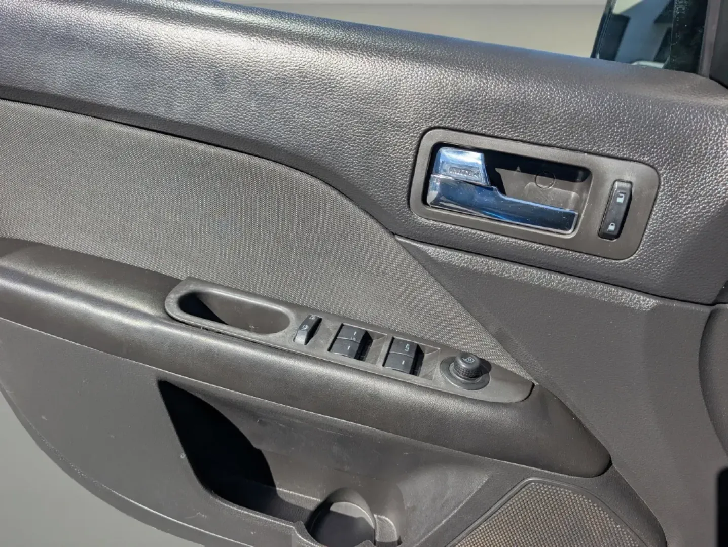 2012 Ford Fusion SE (3FAHP0HA4CR) with an Other engine, located at 5115 14th Ave., Columbus, GA, 31904, (706) 323-0345, 32.511494, -84.971046 - **Discover Your Perfect Ride at Gils Auto - Phenix City: 2012 Ford Fusion SE**<br /> <br /> Are you in search of a reliable vehicle that fits seamlessly into your busy lifestyle? Look no further than this 2012 Ford Fusion SE, available at Gils Auto, your trusted Buy Here Pay Here dealership located - Photo#8