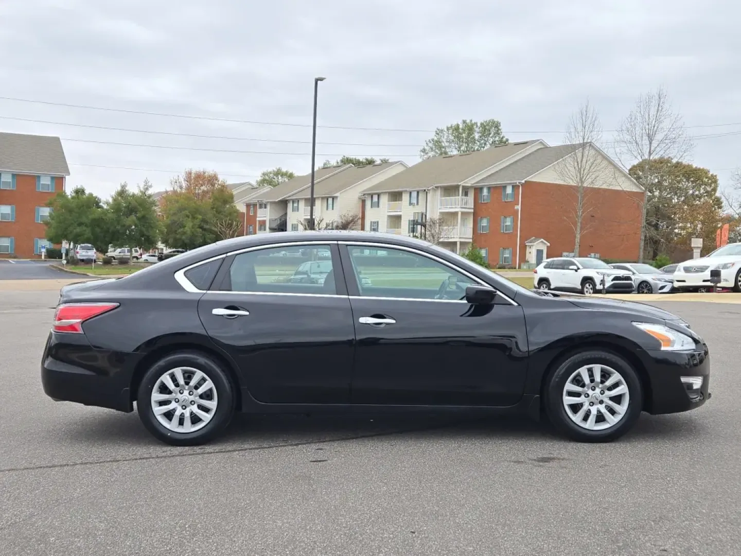 2014 /Charcoal Nissan Altima 2.5 S (1N4AL3AP6EC) with an Other engine, located at 521 Old Farm Lane Rd, Prattville, AL, 36066, (334) 325-1505, 32.482460, -86.416367 - Looking for a reliable sedan that offers both style and functionality? Look no further than this stunning 2014 Nissan Altima, available now at Gils Auto in Prattville, AL! Perfect for daily commutes, family outings, and even budget-conscious buyers, this vehicle combines efficiency and comfort in on - Photo#3