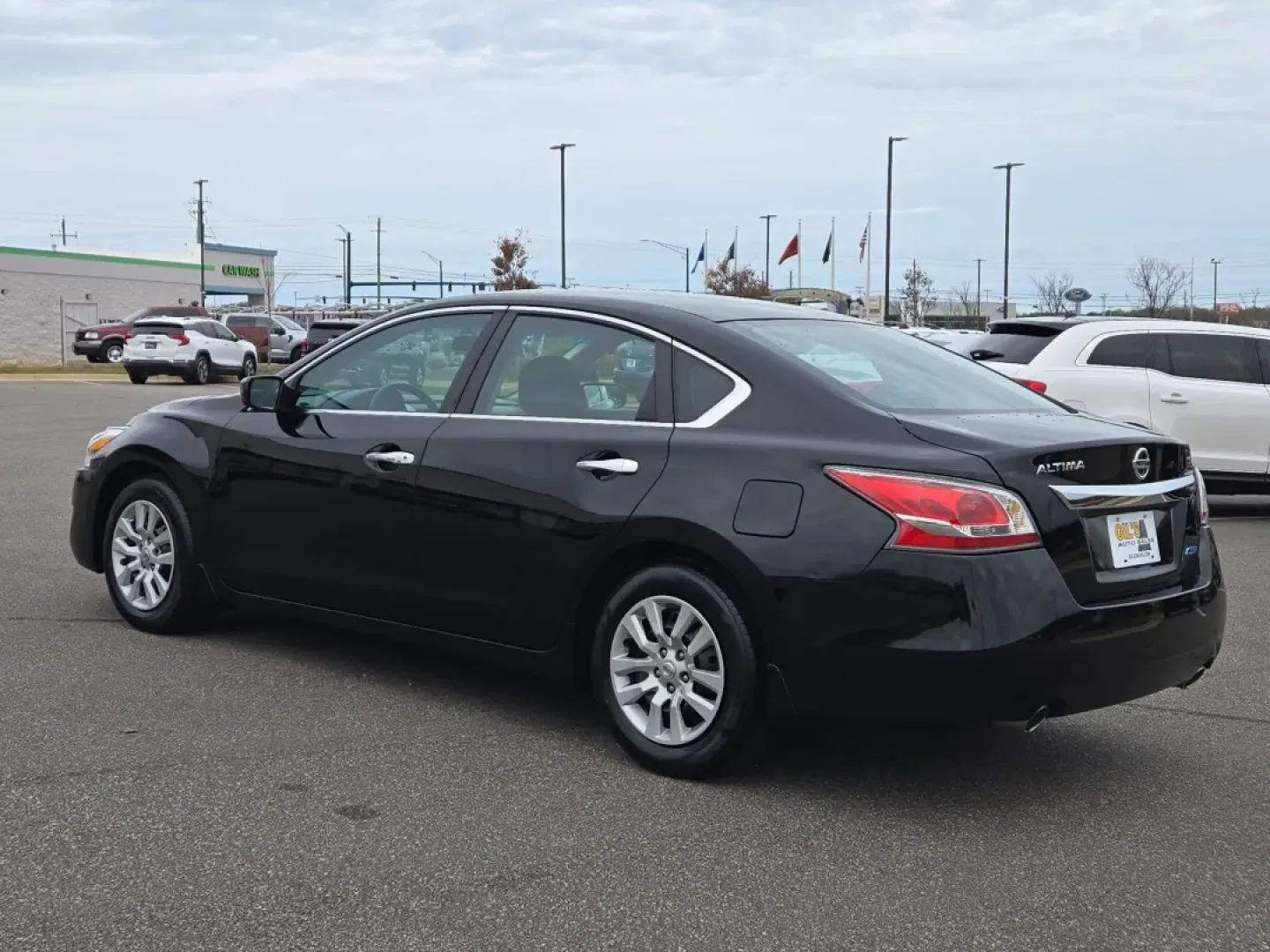 2014 /Charcoal Nissan Altima 2.5 S (1N4AL3AP6EC) with an Other engine, located at 521 Old Farm Lane Rd, Prattville, AL, 36066, (334) 325-1505, 32.482460, -86.416367 - Looking for a reliable sedan that offers both style and functionality? Look no further than this stunning 2014 Nissan Altima, available now at Gils Auto in Prattville, AL! Perfect for daily commutes, family outings, and even budget-conscious buyers, this vehicle combines efficiency and comfort in on - Photo#6