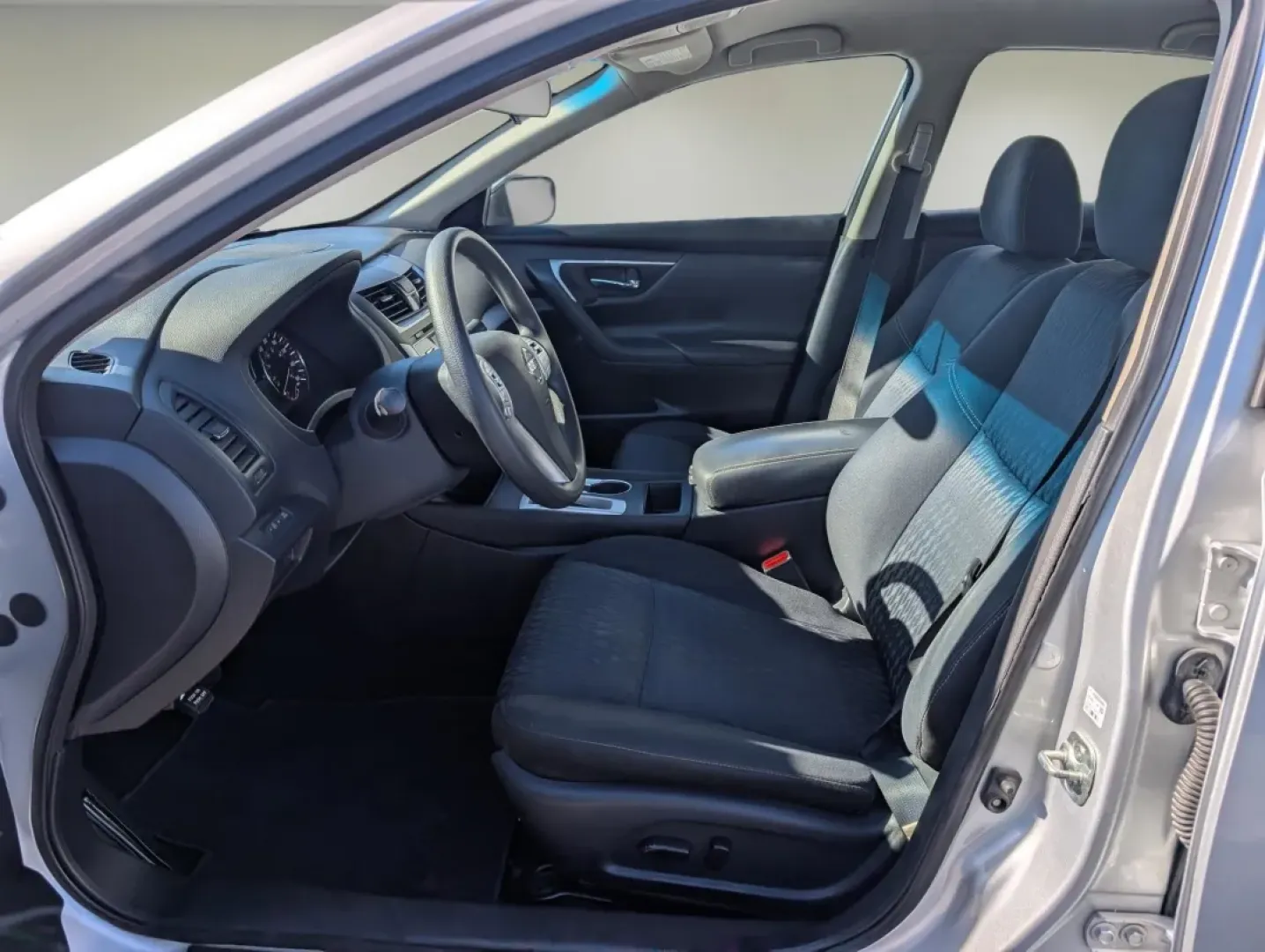 2018 /Charcoal Nissan Altima 2.5 S (1N4AL3AP6JC) with an Other engine, located at 3959 U.S. 80 W, Phenix City, AL, 36870, (334) 297-4885, 32.469296, -85.135185 - Discover the perfect blend of style, comfort, and reliability with the 2018 Nissan Altima 2.5 S, now available at Gils Auto in Phenix City, AL. This sedan is not just a vehicle; it's an extension of your lifestyle, tailored for individuals who value efficiency and safety without compromising on feat - Photo#9