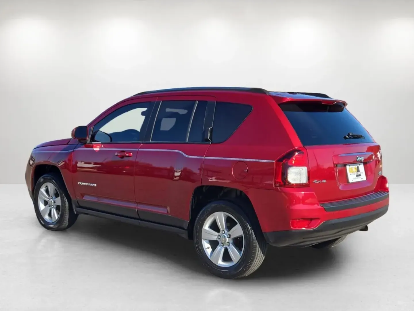 2014 /Dark Slate Gray Jeep Compass Latitude (1C4NJDEBXED) with an Other engine, located at 1430 Gateway Drive, Opelika, AL, 36801, (334) 239-0944, 32.637871, -85.409790 - **Adventure Awaits: 2014 Jeep Compass Latitude - Your Ideal SUV for All Occasions!** <br /> <br /> Get ready to elevate your driving experience with this stunning 2014 Jeep Compass Latitude! Perfect for weekend adventures, family outings, or your daily commute, this versatile SUV offers the ideal bl - Photo#7