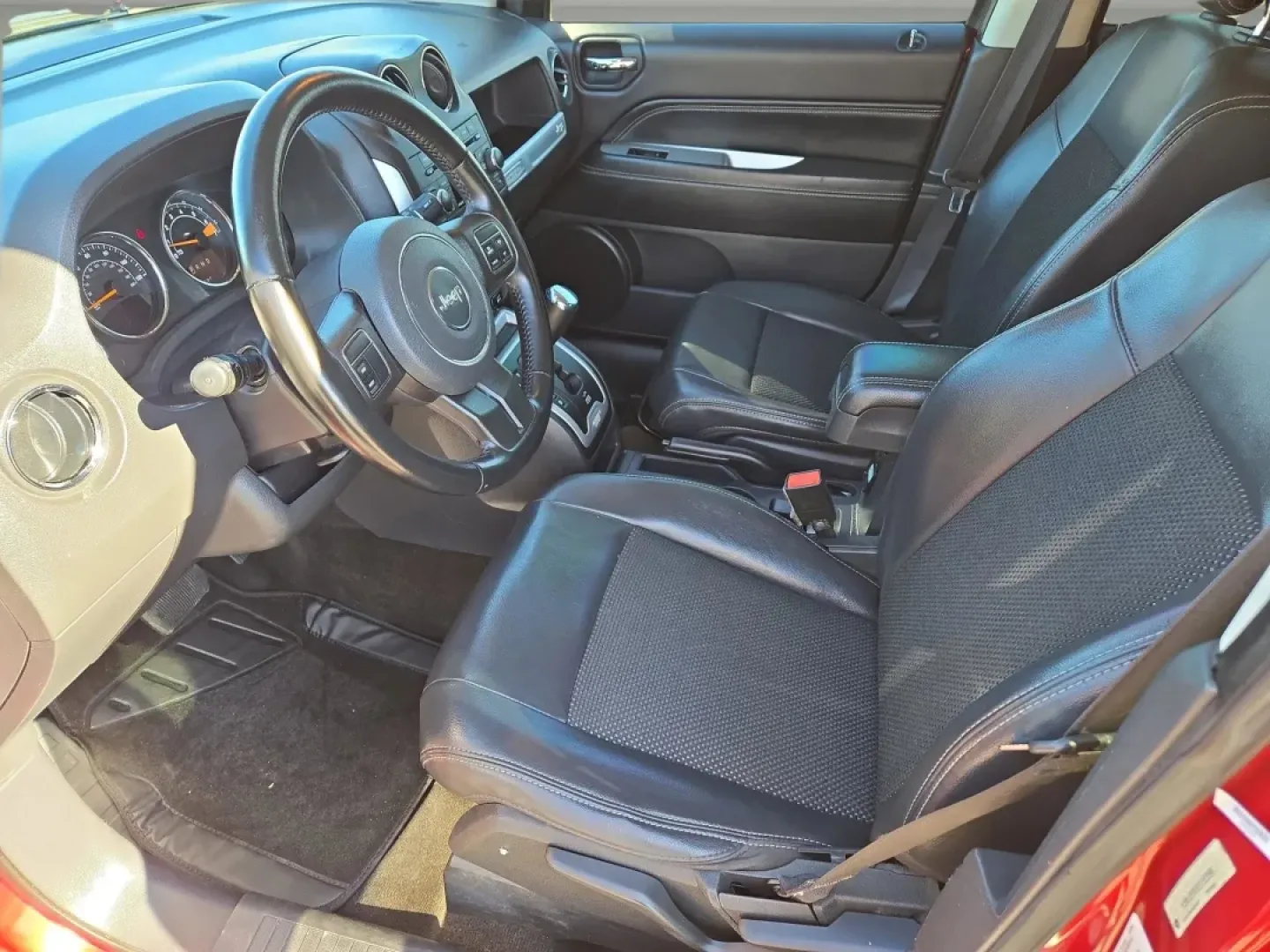 2014 /Dark Slate Gray Jeep Compass Latitude (1C4NJDEBXED) with an Other engine, located at 521 Old Farm Lane Rd, Prattville, AL, 36066, (334) 325-1505, 32.482460, -86.416367 - **Adventure Awaits: 2014 Jeep Compass Latitude - Your Ideal SUV for All Occasions!** <br /> <br /> Get ready to elevate your driving experience with this stunning 2014 Jeep Compass Latitude! Perfect for weekend adventures, family outings, or your daily commute, this versatile SUV offers the ideal bl - Photo#12