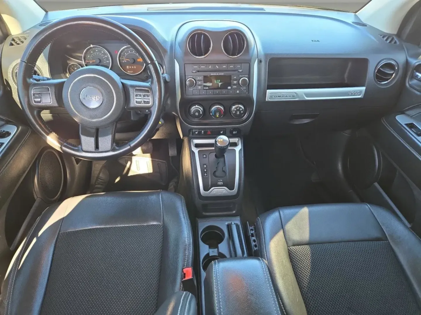 2014 /Dark Slate Gray Jeep Compass Latitude (1C4NJDEBXED) with an Other engine, located at 521 Old Farm Lane Rd, Prattville, AL, 36066, (334) 325-1505, 32.482460, -86.416367 - **Adventure Awaits: 2014 Jeep Compass Latitude - Your Ideal SUV for All Occasions!** <br /> <br /> Get ready to elevate your driving experience with this stunning 2014 Jeep Compass Latitude! Perfect for weekend adventures, family outings, or your daily commute, this versatile SUV offers the ideal bl - Photo#14