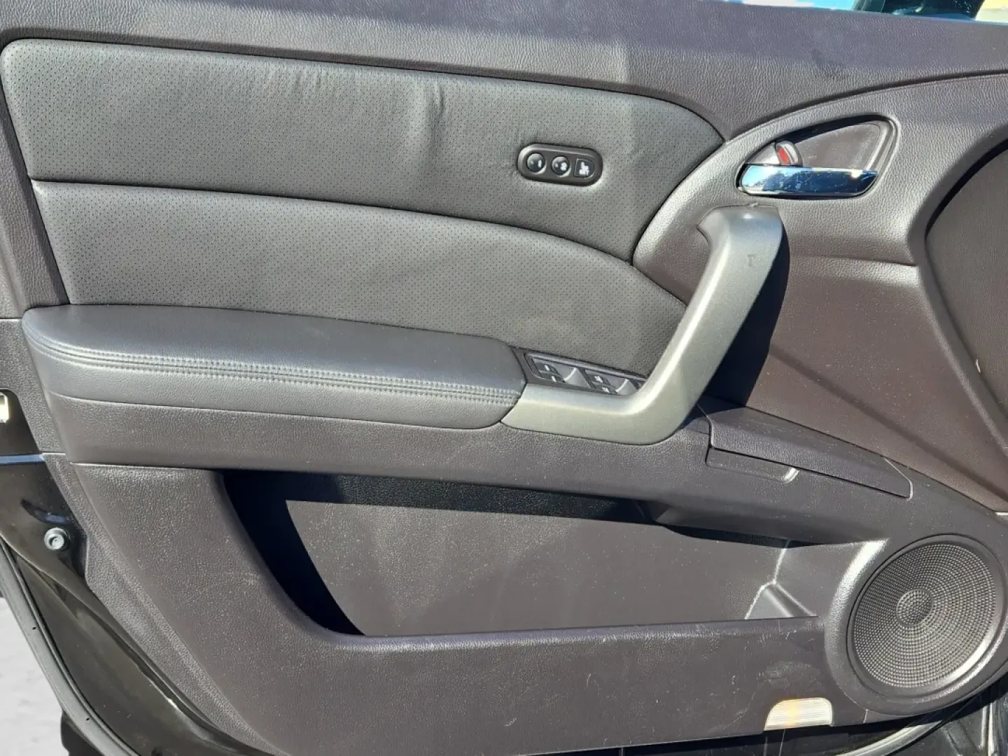 2010 Acura RDX Tech Pkg (5J8TB1H5XAA) with an Other engine, located at 521 Old Farm Lane Rd, Prattville, AL, 36066, (334) 325-1505, 32.482460, -86.416367 - Are you seeking the perfect blend of luxury, versatility, and performance for your next vehicle? Look no further than this stunning 2010 Acura RDX Tech Pkg, available now at Gils Auto in Prattville, AL. This crossover is not just a car; it's a lifestyle choice tailored for families, adventurers, and - Photo#10