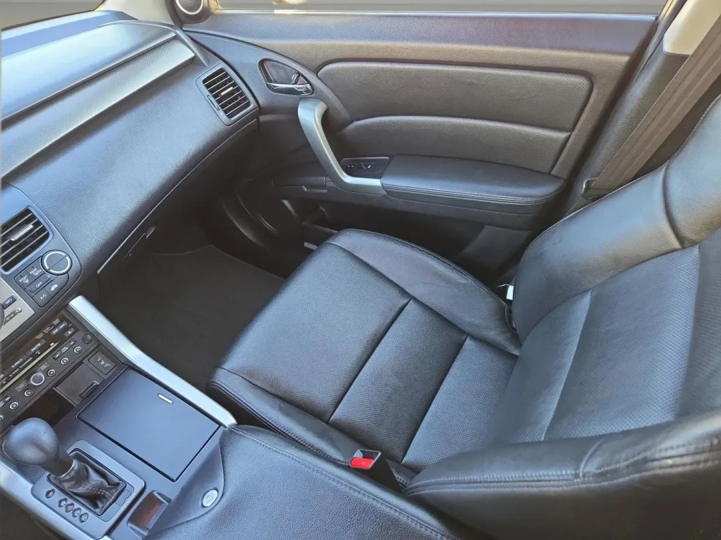 2010 Acura RDX Tech Pkg (5J8TB1H5XAA) with an Other engine, located at 521 Old Farm Lane Rd, Prattville, AL, 36066, (334) 325-1505, 32.482460, -86.416367 - Are you seeking the perfect blend of luxury, versatility, and performance for your next vehicle? Look no further than this stunning 2010 Acura RDX Tech Pkg, available now at Gils Auto in Prattville, AL. This crossover is not just a car; it's a lifestyle choice tailored for families, adventurers, and - Photo#15