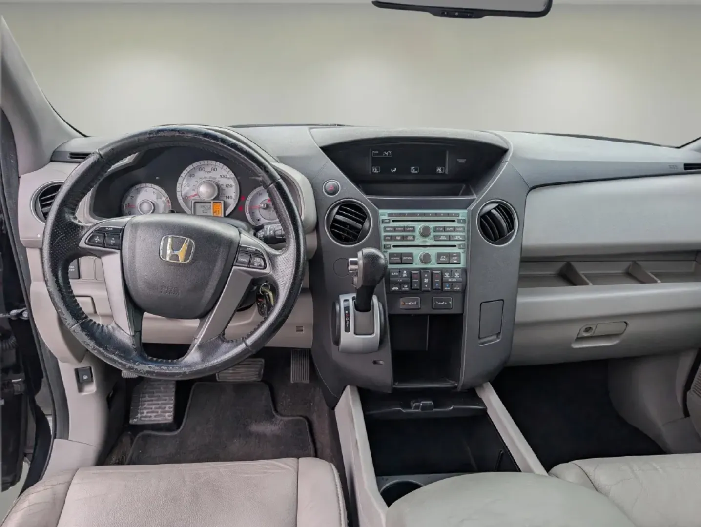 2011 Honda Pilot EX-L (5FNYF3H68BB) with an Other engine, located at 521 Old Farm Lane Rd, Prattville, AL, 36066, (334) 325-1505, 32.482460, -86.416367 - **Explore Life's Adventures with the 2011 Honda Pilot EX-L at Gils Auto!**<br /> <br /> Are you ready to take your family outings, weekend adventures, or daily commutes to the next level? Look no further than the 2011 Honda Pilot EX-L, a versatile SUV designed to provide comfort, space, and capabili - Photo#12