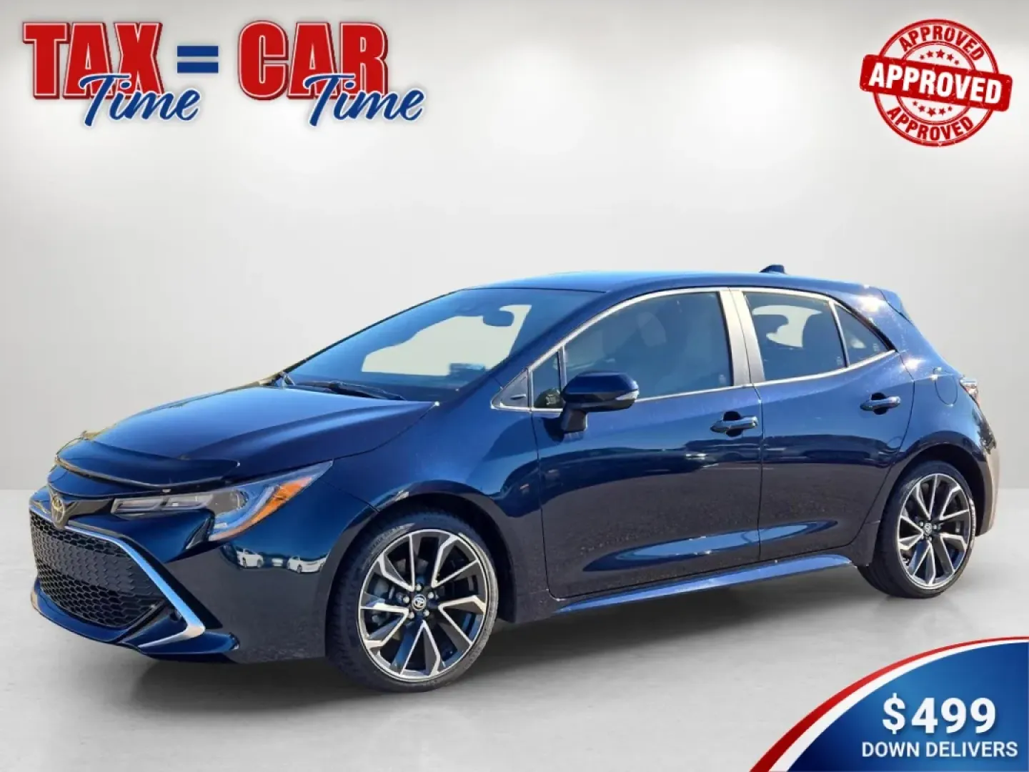 2022 Toyota Corolla Hatchback XSE's photo