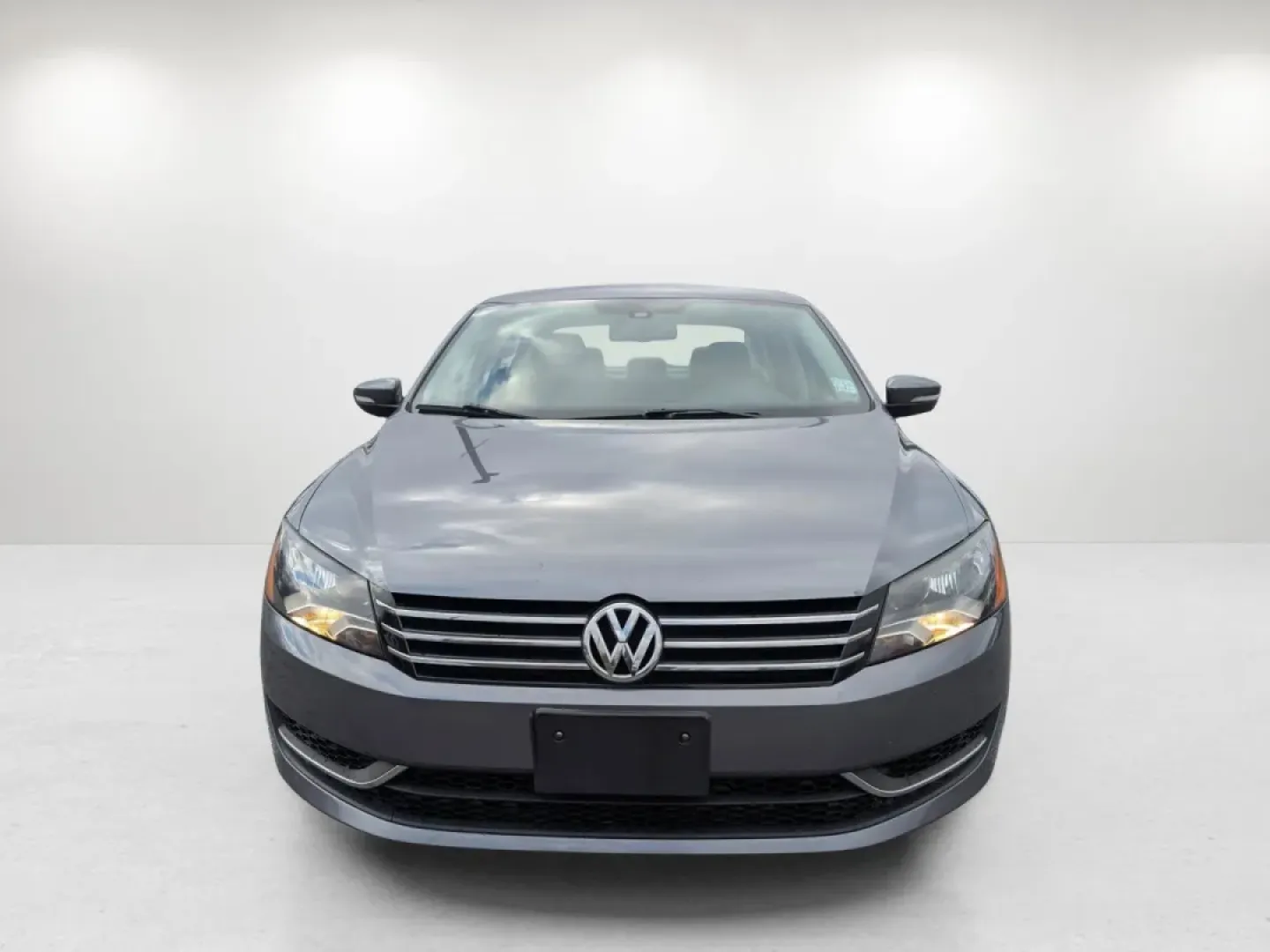 2013 Volkswagen Passat SE (1VWBH7A38DC) with an Other engine, located at 521 Old Farm Lane Rd, Prattville, AL, 36066, (334) 325-1505, 32.482460, -86.416367 - Rev up your driving experience with the perfect blend of style, comfort, and functionality-the 2013 Volkswagen Passat! This sedan isn't just a vehicle; it's a lifestyle upgrade. Whether you're commuting through the bustling streets of Phenix City, AL, or embarking on memorable weekend adventures wit - Photo#1