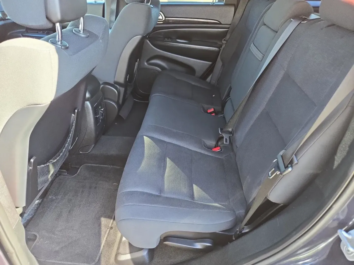 2013 /Black Jeep Grand Cherokee Laredo (1C4RJEAGXDC) with an Other engine, located at 521 Old Farm Lane Rd, Prattville, AL, 36066, (334) 325-1505, 32.482460, -86.416367 - Get ready to take your adventures to the next level with this stunning 2013 Jeep Grand Cherokee Laredo, perfect for families on the go or individuals seeking a reliable companion for weekend getaways. Its robust design, spacious interior, and advanced features make it an ideal choice for those who a - Photo#13