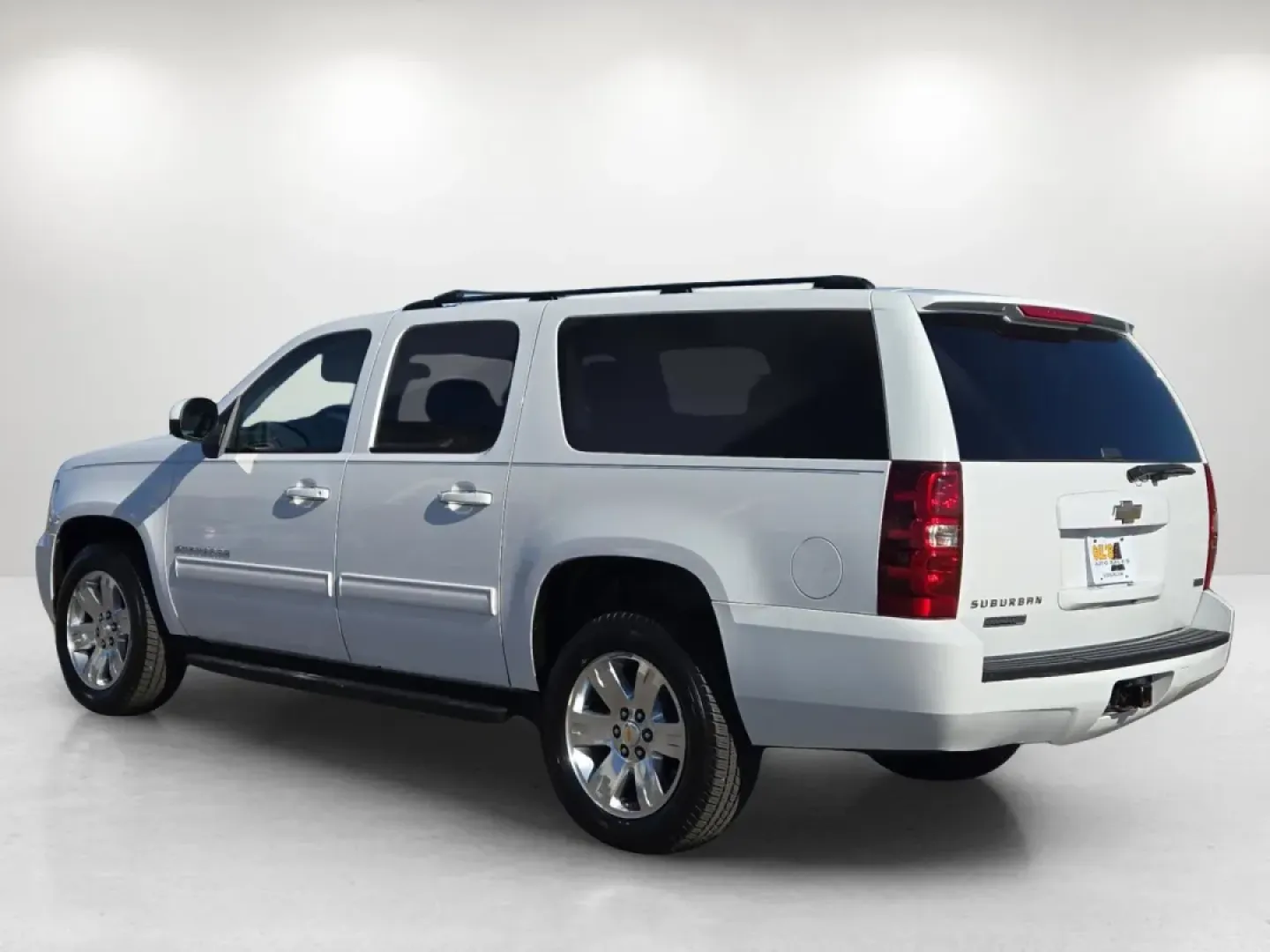 2011 /Ebony Chevrolet Suburban LS (1GNSKHE38BR) with an Other engine, located at 521 Old Farm Lane Rd, Prattville, AL, 36066, (334) 325-1505, 32.482460, -86.416367 - Are you ready for your next adventure? The 2011 Chevrolet Suburban LS is the ultimate vehicle for families on the go, weekend warriors, and anyone who values space, comfort, and capability. With its robust 4WD drivetrain, this SUV is perfect for those living in Prattville, AL, who love to explore th - Photo#8