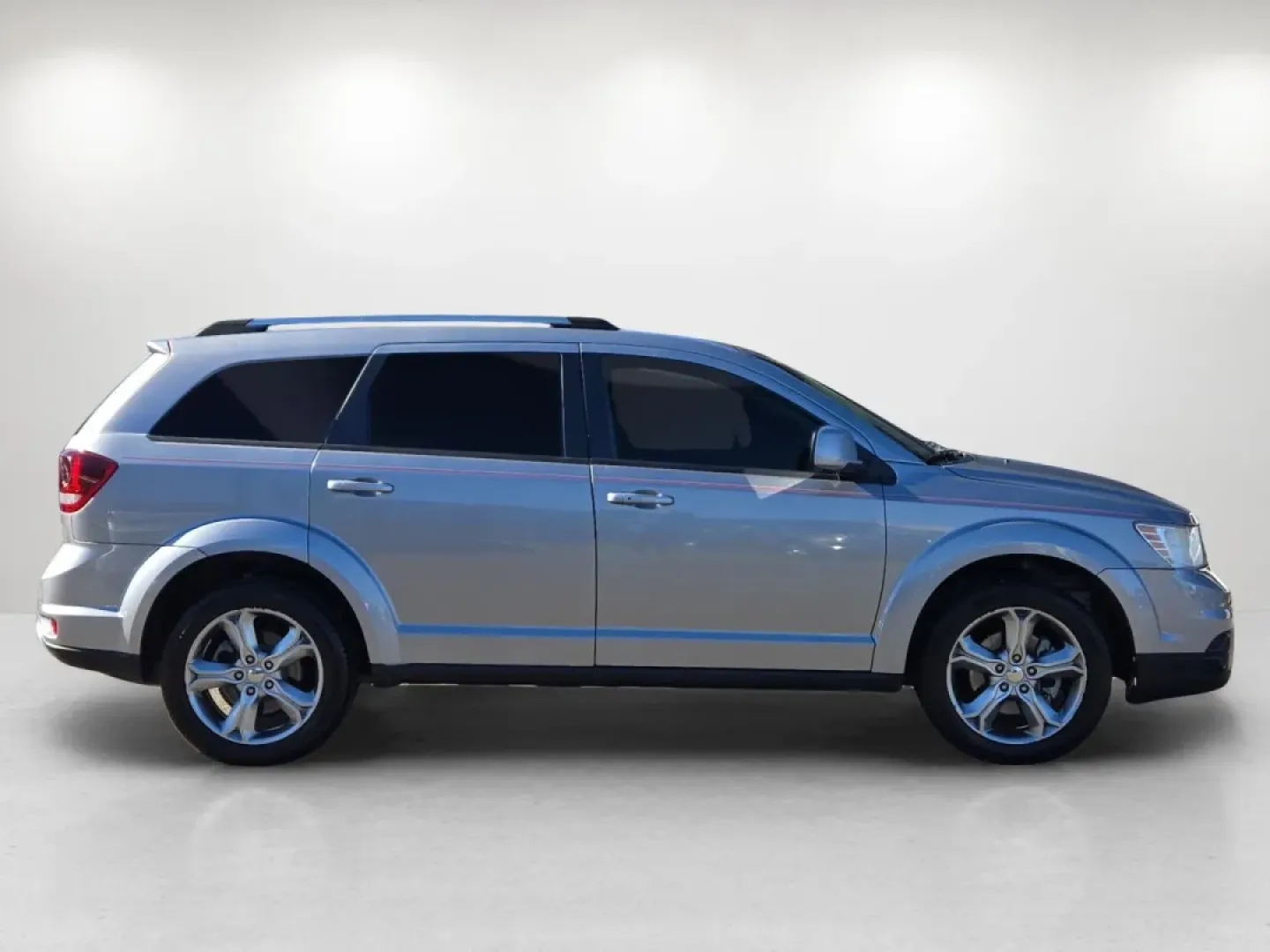 2017 /Black Dodge Journey Crossroad (3C4PDCGB3HT) with an Other engine, located at 1430 Gateway Drive, Opelika, AL, 36801, (334) 239-0944, 32.637871, -85.409790 - **Adventure Awaits with the 2017 Dodge Journey Crossroad - Perfect for Your Family!**<br /> <br /> If you're looking for a versatile SUV that combines comfort, style, and reliability, the 2017 Dodge Journey Crossroad is an excellent choice. Ideal for growing families, weekend adventures, or daily co - Photo#4