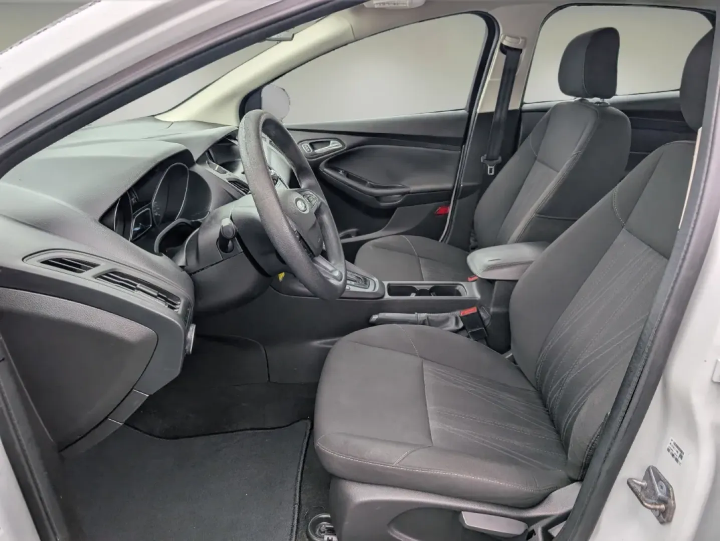 2017 Ford Focus SE (1FADP3FE3HL) with an Other engine, located at 3959 U.S. 80 W, Phenix City, AL, 36870, (334) 297-4885, 32.469296, -85.135185 - ### Discover the 2017 Ford Focus SE: Your Ideal Commuter Vehicle at Gils Auto in Phenix City, AL<br /> <br /> If you're searching for a reliable, fuel-efficient sedan that's perfect for daily commutes and weekend getaways, look no further than the 2017 Ford Focus SE! This stylish and practical vehic - Photo#10