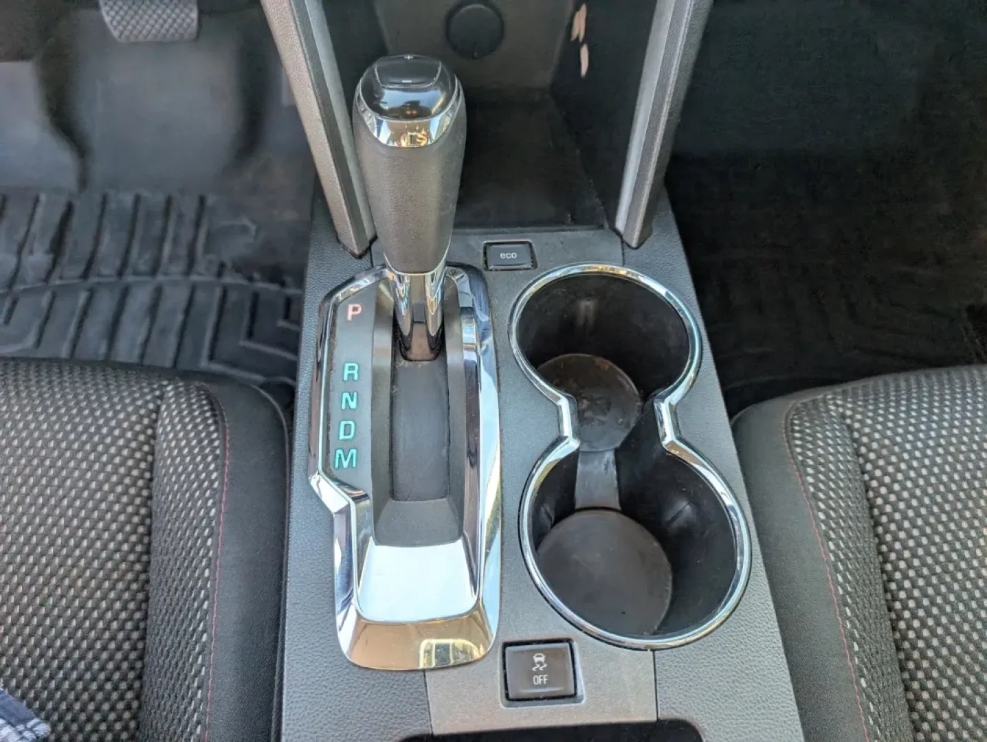 2016 /Jet Black Chevrolet Equinox LS (2GNALBEK7G1) with an Other engine, located at 5115 14th Ave., Columbus, GA, 31904, (706) 323-0345, 32.511494, -84.971046 - **Discover Adventure and Comfort with the 2016 Chevrolet Equinox LS Perfect for Your Family!**<br /> <br /> Are you ready to elevate your family adventures? The 2016 Chevrolet Equinox LS is the ultimate sport utility vehicle designed for families and everyday commuters alike. With its spacious inte - Photo#12