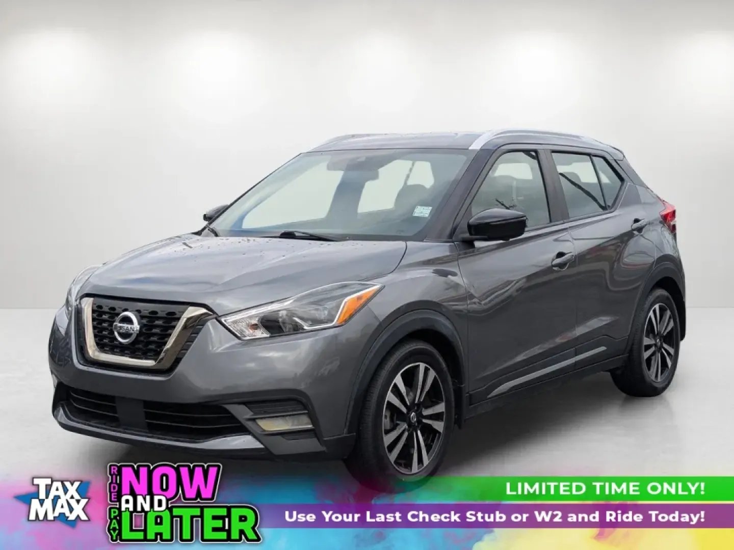 2020 Nissan Kicks SR's photo