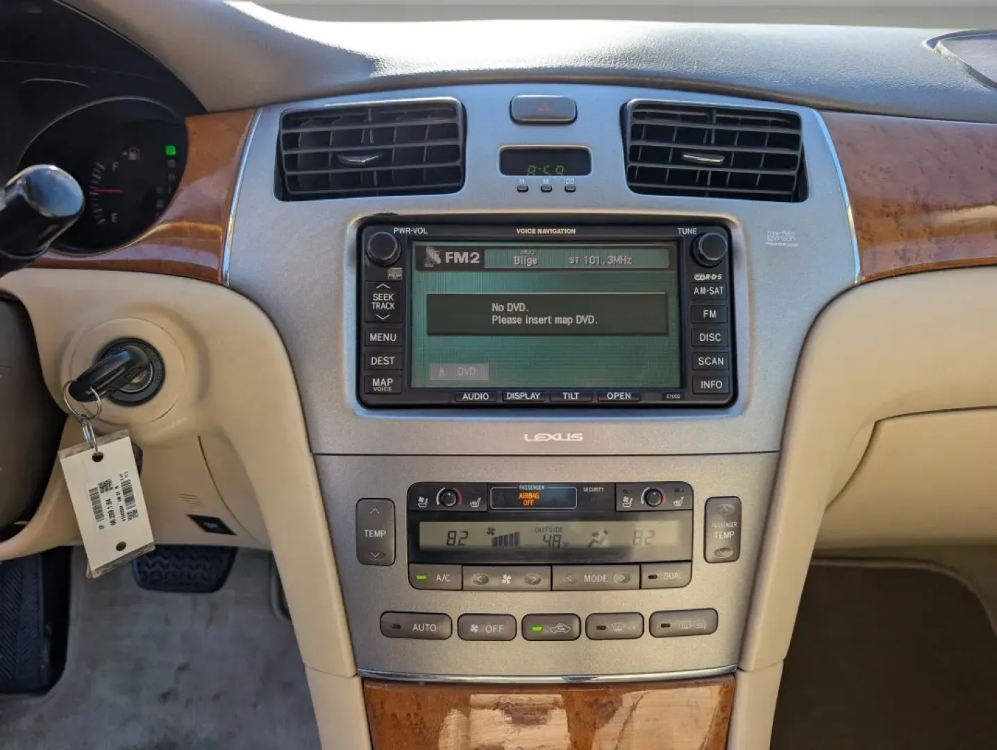 2005 Lexus ES 330 (JTHBA30G755) with an Other engine, located at 1430 Gateway Drive, Opelika, AL, 36801, (334) 239-0944, 32.637871, -85.409790 - **Elevate Your Driving Experience with the 2005 Lexus ES 330 at Gils Auto Perfect for Phenix City Adventures!**<br /> <br /> Are you looking for a reliable and stylish vehicle that effortlessly combines comfort and performance for your daily commute or weekend getaways? Look no further than this 20 - Photo#12