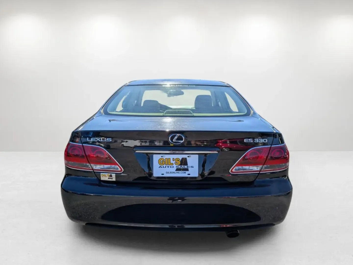 2005 Lexus ES 330 (JTHBA30G755) with an Other engine, located at 3959 U.S. 80 W, Phenix City, AL, 36870, (334) 297-4885, 32.469296, -85.135185 - **Elevate Your Driving Experience with the 2005 Lexus ES 330 at Gils Auto Perfect for Phenix City Adventures!**<br /> <br /> Are you looking for a reliable and stylish vehicle that effortlessly combines comfort and performance for your daily commute or weekend getaways? Look no further than this 20 - Photo#6