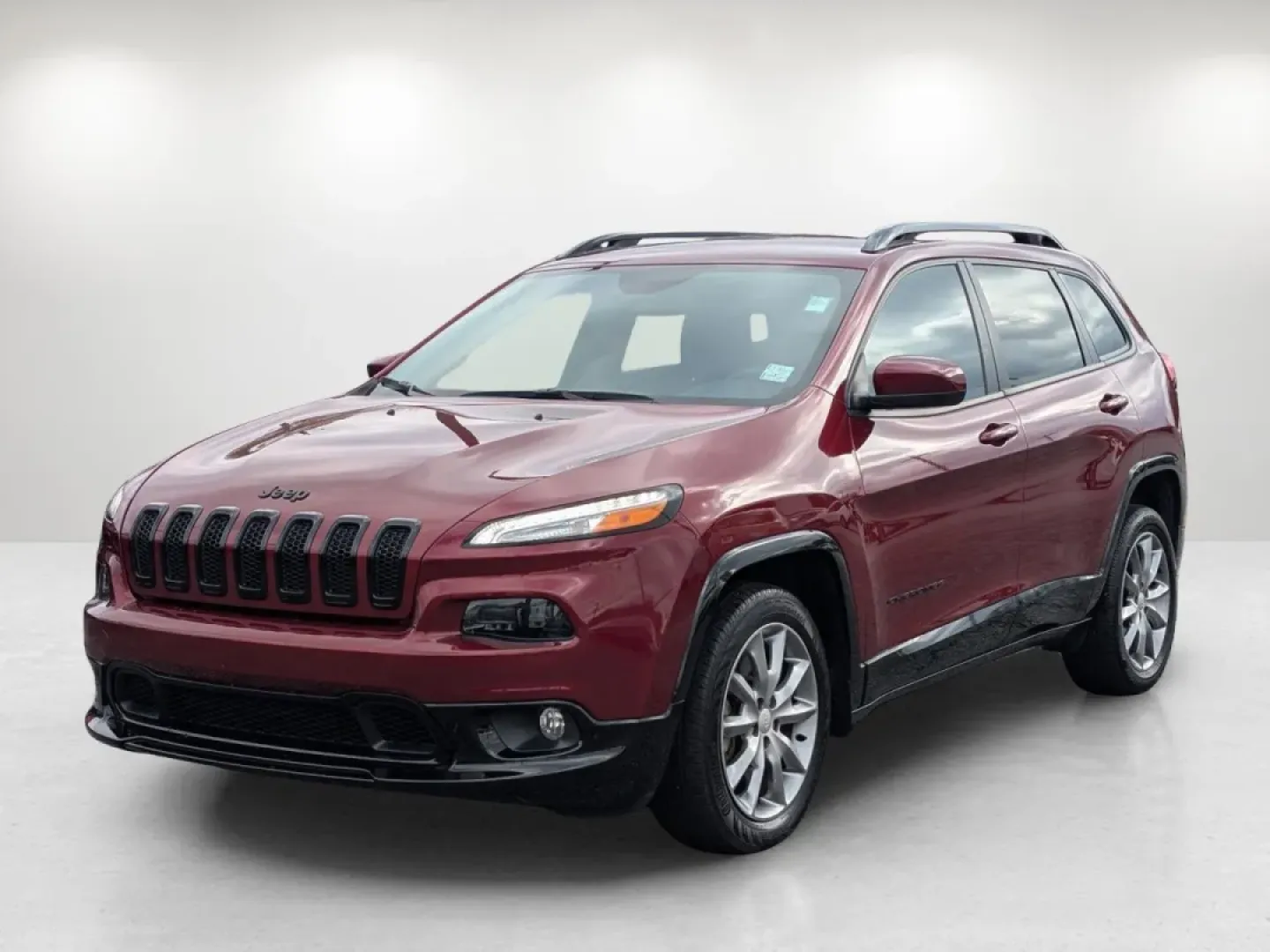 2018 /Black Jeep Cherokee Latitude Tech Connect (1C4PJLCB6JD) with an Other engine, located at 3959 U.S. 80 W, Phenix City, AL, 36870, (334) 297-4885, 32.469296, -85.135185 - **Experience Adventure and Comfort with the 2018 Jeep Cherokee Latitude Tech Connect** <br /> <br /> Are you ready to elevate your outdoor adventures or transform your daily commutes? Look no further than this stunning 2018 Jeep Cherokee Latitude Tech Connect, a perfect blend of rugged capability an - Photo#1