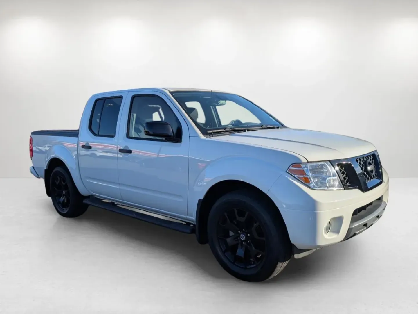 2019 /Steel Nissan Frontier SV (1N6AD0ER5KN) with an Other engine, located at 3959 U.S. 80 W, Phenix City, AL, 36870, (334) 297-4885, 32.469296, -85.135185 - Discover the perfect blend of utility and style with the 2019 Nissan Frontier SV Crew Cab Pickup, now available at Gils Auto in Phenix City, AL. Whether you're a growing family, a weekend adventure enthusiast, or a daily commuter, this dependable truck offers the versatility and comfort you need. Wi - Photo#3