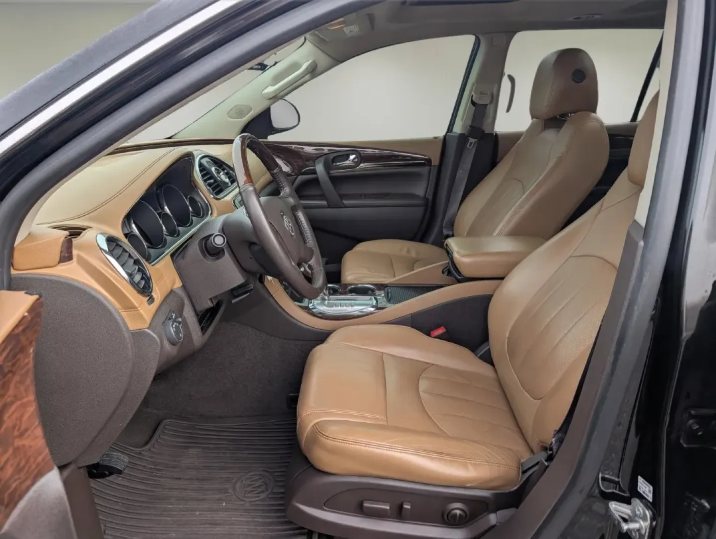 2016 /Choccachino Buick Enclave Leather (5GAKRBKD9GJ) with an Other engine, located at 7000 Northlake Connector, Columbus, GA, 31904, (706) 987-8085, 32.524975, -84.978134 - **Discover the 2016 Buick Enclave: Your Perfect Family Adventure Companion!**<br /> <br /> Are you ready to elevate your family outings or weekend getaways? Look no further than the 2016 Buick Enclave, available now at Gils Auto in Phenix City, AL. This luxurious SUV is designed with comfort, space, - Photo#9