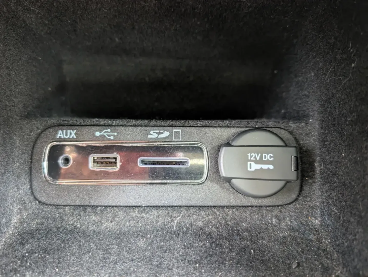 2014 /Black/Lt Frost Beige Jeep Grand Cherokee Laredo (1C4RJFAG8EC) with an Other engine, located at 3959 U.S. 80 W, Phenix City, AL, 36870, (334) 297-4885, 32.469296, -85.135185 - **Discover Adventure with the 2014 Jeep Grand Cherokee at Gils Auto in Phenix City, AL!**<br /> <br /> Are you ready to elevate your outdoor adventures or enhance your daily commute? Look no further than the 2014 Jeep Grand Cherokee Laredo, a versatile SUV that is perfect for both weekend getaways a - Photo#16