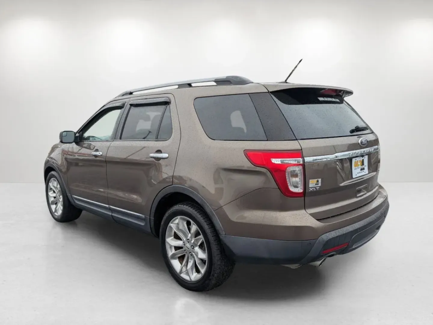 2015 Ford Explorer XLT (1FM5K7D81FG) with an Other engine, located at 5115 14th Ave., Columbus, GA, 31904, (706) 323-0345, 32.511494, -84.971046 - **Explore Adventure with the 2015 Ford Explorer XLT Perfect for Your Next Family Road Trip!**<br /> <br /> Are you ready to take your family adventures to the next level? The 2015 Ford Explorer XLT is designed to provide you with the comfort, space, and reliability needed for those spontaneous week - Photo#6