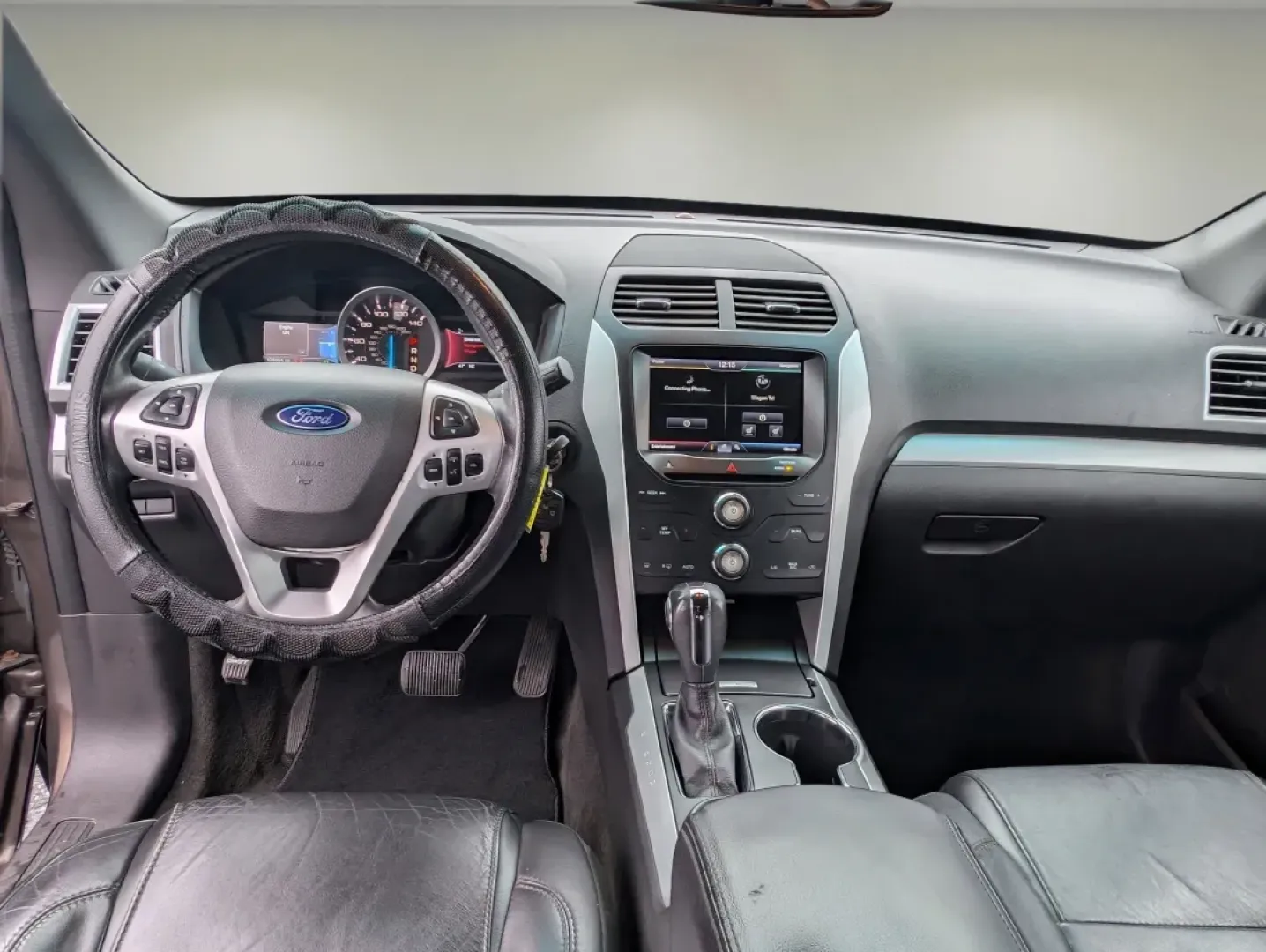 2015 Ford Explorer XLT (1FM5K7D81FG) with an Other engine, located at 5115 14th Ave., Columbus, GA, 31904, (706) 323-0345, 32.511494, -84.971046 - **Explore Adventure with the 2015 Ford Explorer XLT Perfect for Your Next Family Road Trip!**<br /> <br /> Are you ready to take your family adventures to the next level? The 2015 Ford Explorer XLT is designed to provide you with the comfort, space, and reliability needed for those spontaneous week - Photo#12