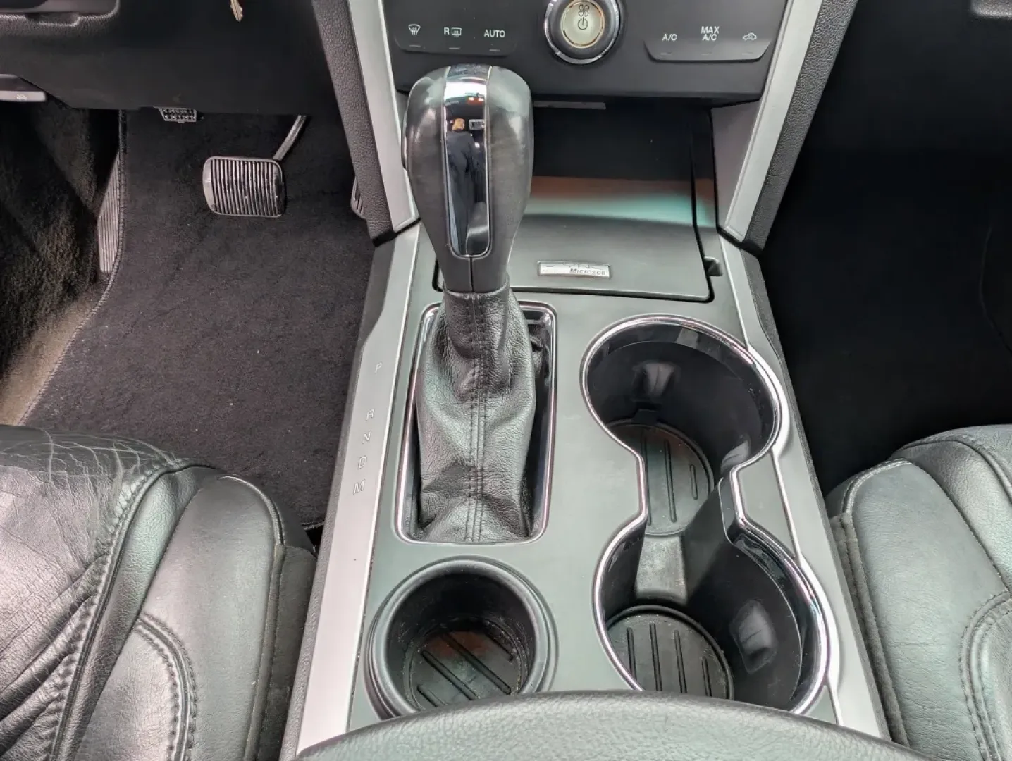 2015 Ford Explorer XLT (1FM5K7D81FG) with an Other engine, located at 5115 14th Ave., Columbus, GA, 31904, (706) 323-0345, 32.511494, -84.971046 - **Explore Adventure with the 2015 Ford Explorer XLT Perfect for Your Next Family Road Trip!**<br /> <br /> Are you ready to take your family adventures to the next level? The 2015 Ford Explorer XLT is designed to provide you with the comfort, space, and reliability needed for those spontaneous week - Photo#13