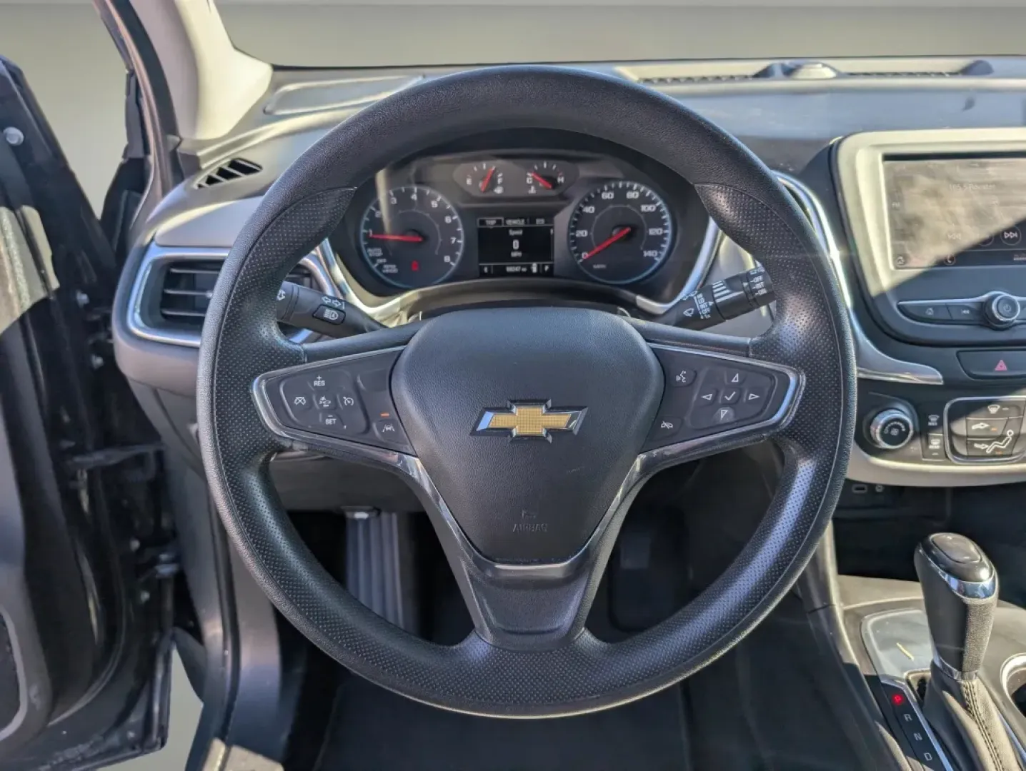 2020 /Medium Ash Gray Chevrolet Equinox LS (2GNAXHEV9L6) with an Other engine, located at 7000 Northlake Connector, Columbus, GA, 31904, (706) 987-8085, 32.524975, -84.978134 - **Unlock Your Adventures with a 2020 Chevrolet Equinox at Gils Auto in Phenix City, AL!**<br /> <br /> Are you ready for your next road trip or family adventure? The 2020 Chevrolet Equinox is the perfect companion for those who crave exploration without compromising comfort or safety. Whether you're - Photo#15