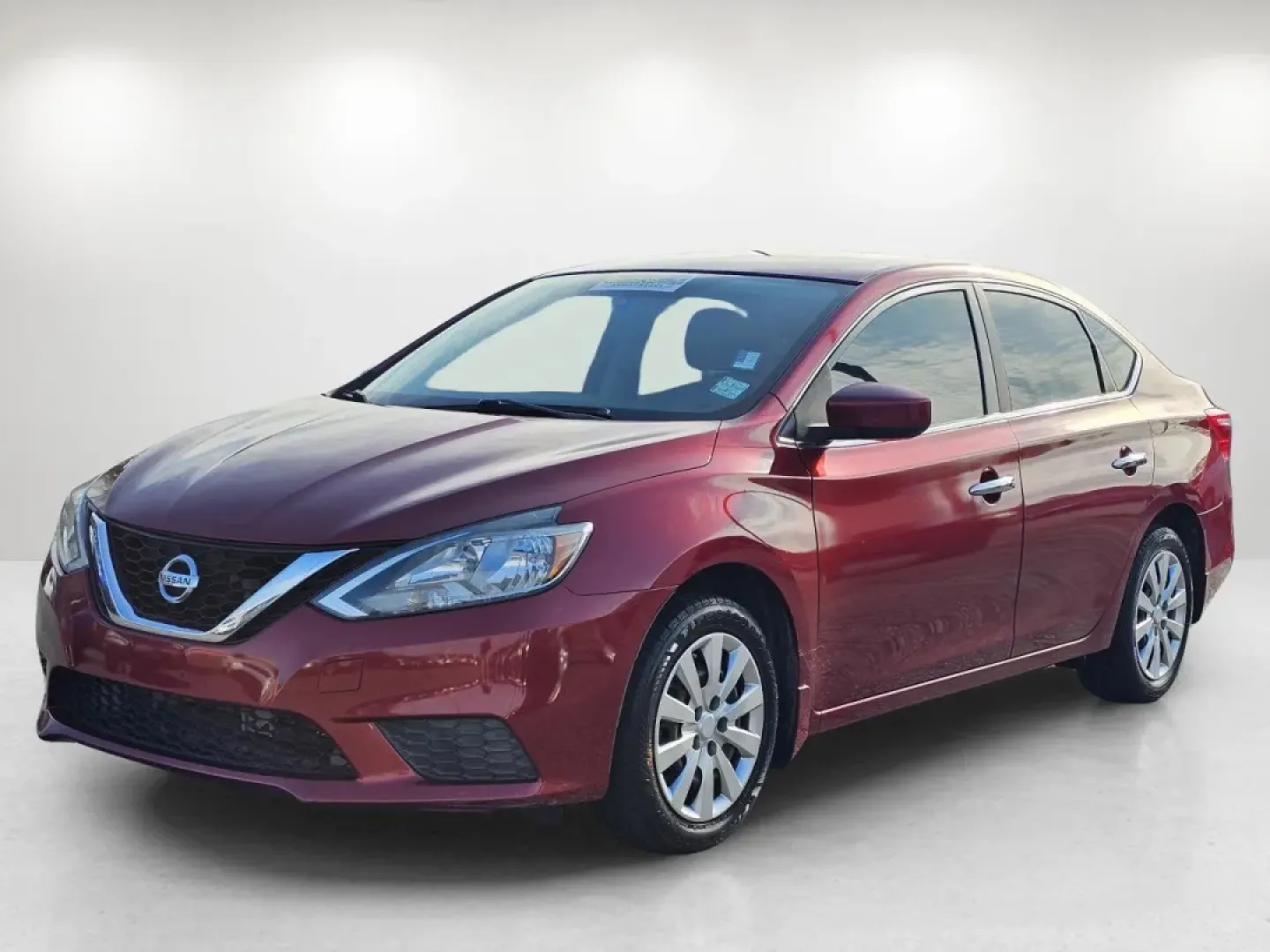 2016 /Charcoal Nissan Sentra SV (3N1AB7AP9GL) with an Other engine, located at 3959 U.S. 80 W, Phenix City, AL, 36870, (334) 297-4885, 32.469296, -85.135185 - Are you looking for a reliable and stylish vehicle that fits perfectly into your everyday life? Look no further than the 2016 Nissan Sentra SV, now available at Gils Auto in Phenix City, AL! This sedan is not just a mode of transportation; it's your reliable partner for daily commutes, family errand - Photo#1