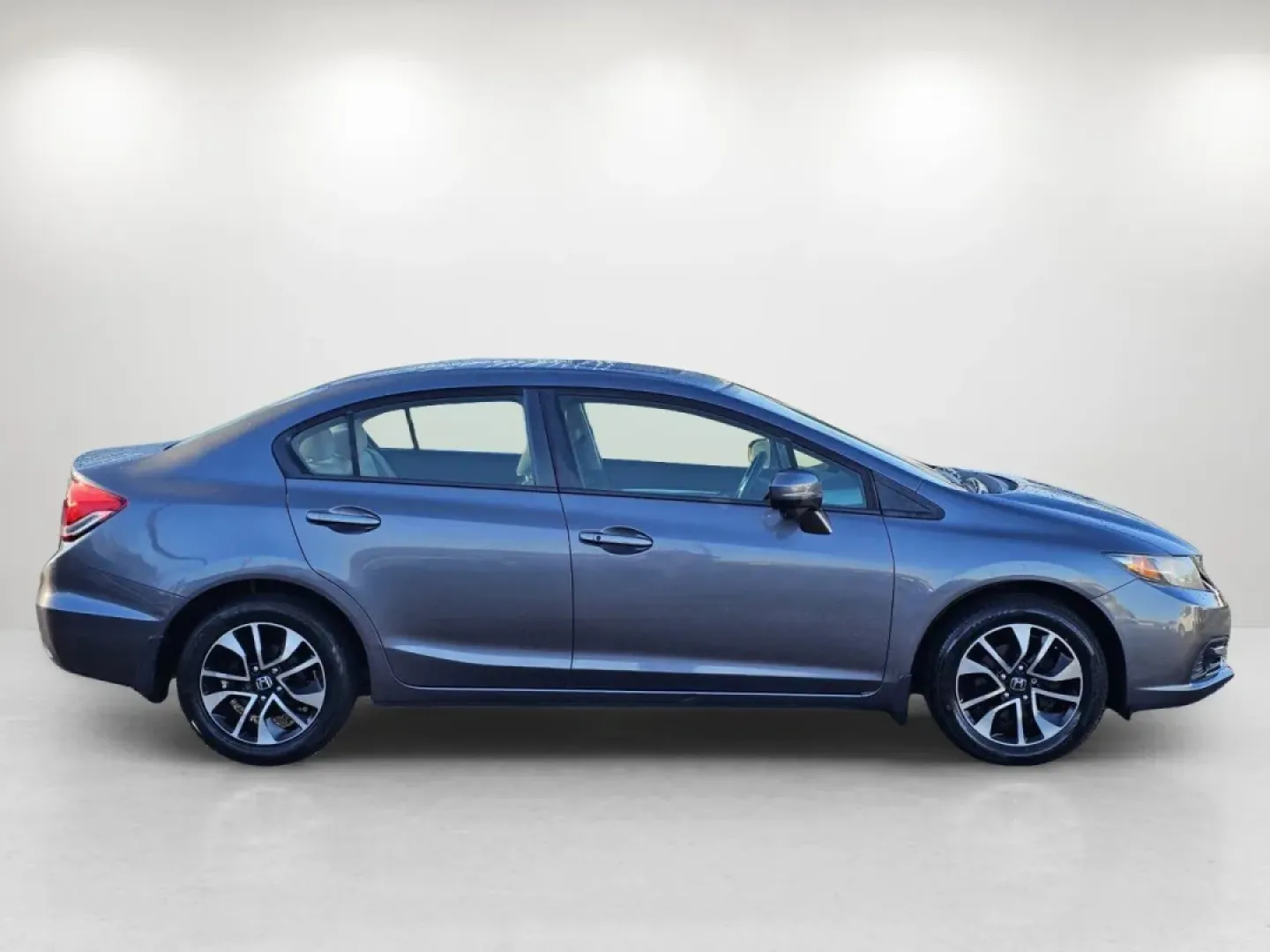 2015 Honda Civic Sedan EX (19XFB2F82FE) with an Other engine, located at 7000 Northlake Connector, Columbus, GA, 31904, (706) 987-8085, 32.524975, -84.978134 - **Discover Your Next Adventure with the 2015 Honda Civic Sedan at Gils Auto Phenix City, AL!**<br /> <br /> Are you searching for a reliable and stylish vehicle that perfectly accommodates your busy lifestyle? Look no further than the 2015 Honda Civic Sedan! This vehicle is not just a means of tran - Photo#3