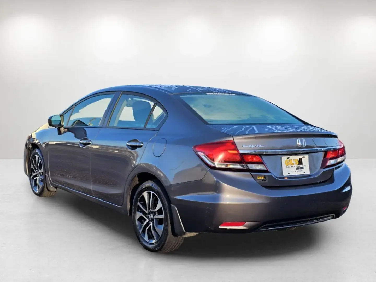 2015 Honda Civic Sedan EX (19XFB2F82FE) with an Other engine, located at 7000 Northlake Connector, Columbus, GA, 31904, (706) 987-8085, 32.524975, -84.978134 - **Discover Your Next Adventure with the 2015 Honda Civic Sedan at Gils Auto Phenix City, AL!**<br /> <br /> Are you searching for a reliable and stylish vehicle that perfectly accommodates your busy lifestyle? Look no further than the 2015 Honda Civic Sedan! This vehicle is not just a means of tran - Photo#6