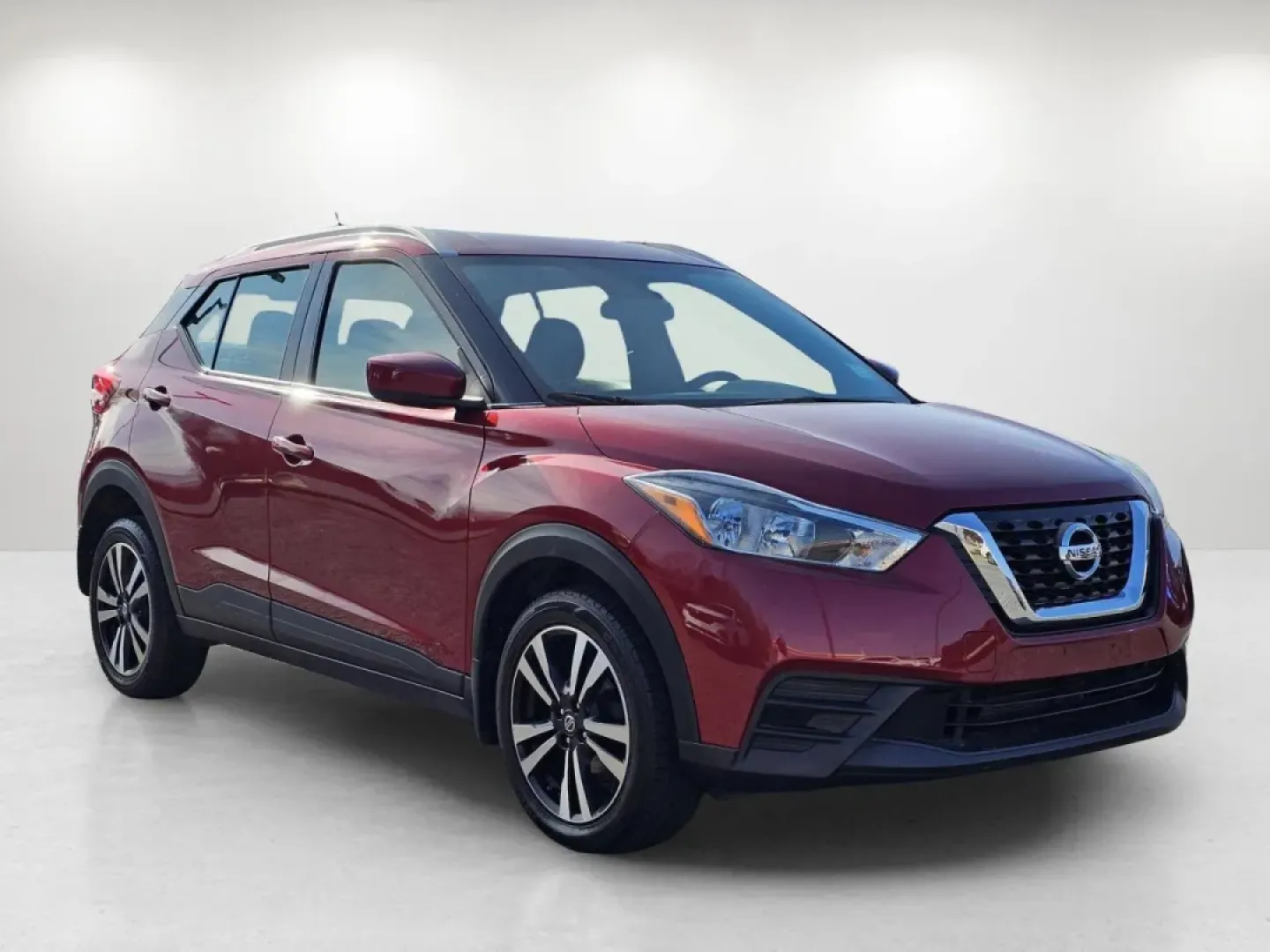 2019 /Charcoal Nissan Kicks SV (3N1CP5CU4KL) with an Other engine, located at 7000 Northlake Connector, Columbus, GA, 31904, (706) 987-8085, 32.524975, -84.978134 - Discover the perfect blend of style and functionality with the 2019 Nissan Kicks SV, now available at Gils Auto in Phenix City, AL. Whether you're navigating the bustling streets of downtown or embarking on weekend adventures in the beautiful nearby Chattahoochee Riverfront, this sporty SUV is desig - Photo#2