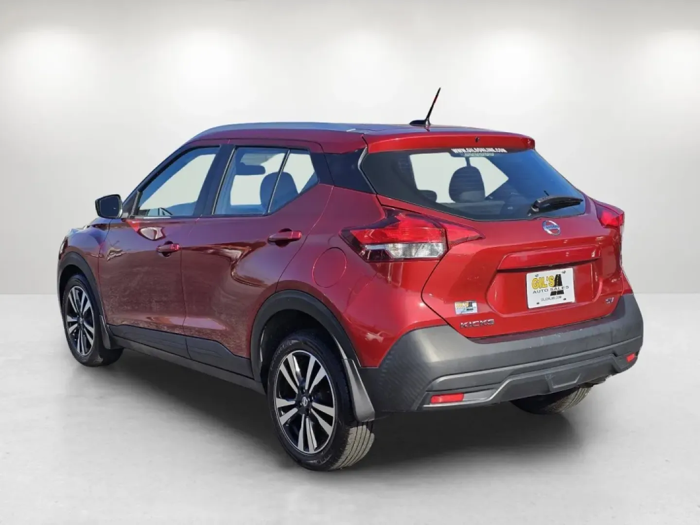 2019 /Charcoal Nissan Kicks SV (3N1CP5CU4KL) with an Other engine, located at 7000 Northlake Connector, Columbus, GA, 31904, (706) 987-8085, 32.524975, -84.978134 - Discover the perfect blend of style and functionality with the 2019 Nissan Kicks SV, now available at Gils Auto in Phenix City, AL. Whether you're navigating the bustling streets of downtown or embarking on weekend adventures in the beautiful nearby Chattahoochee Riverfront, this sporty SUV is desig - Photo#6