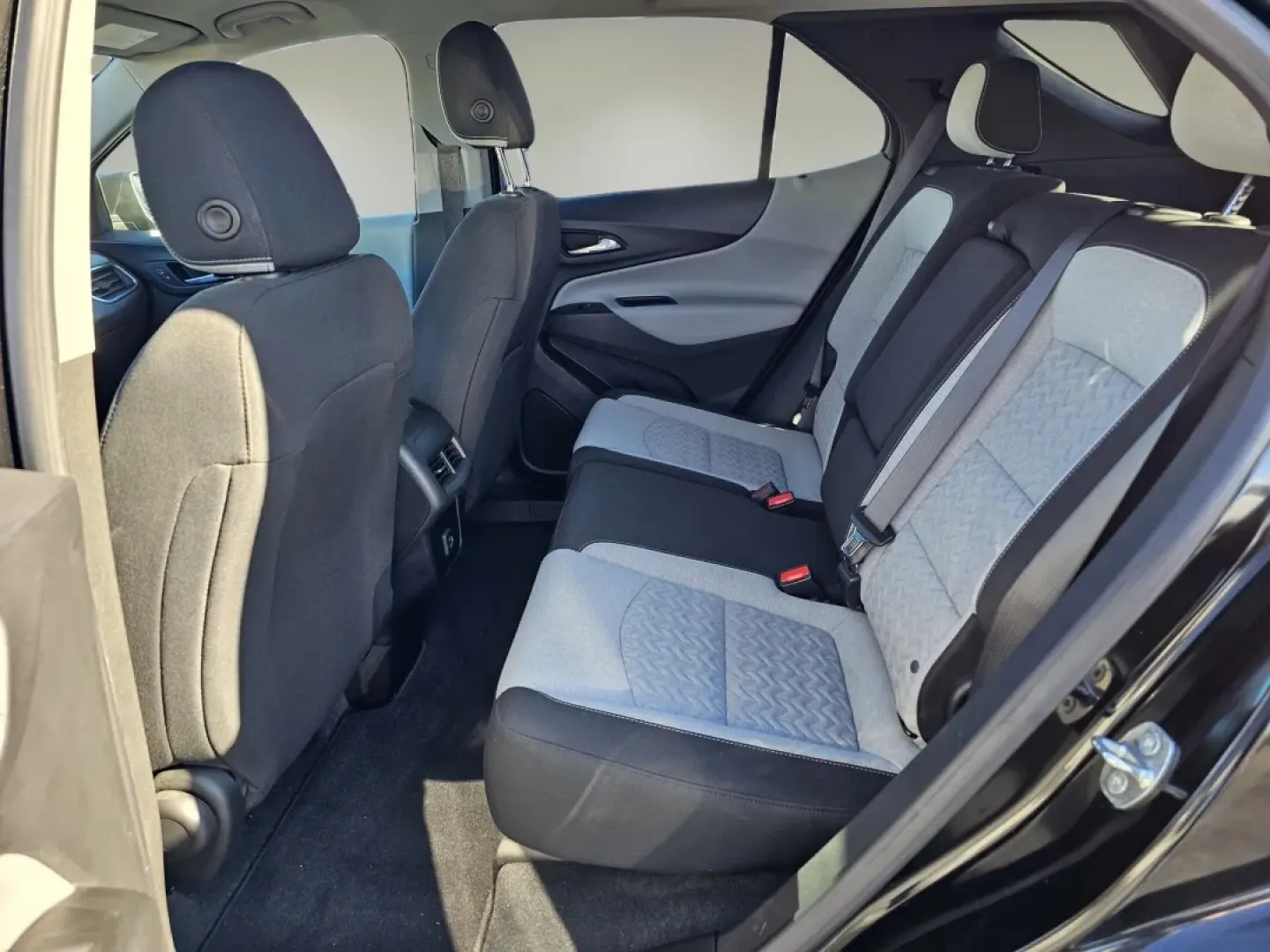 2022 /Medium Ash Gray Chevrolet Equinox LS (2GNAXHEV5N6) with an Other engine, located at 5115 14th Ave., Columbus, GA, 31904, (706) 323-0345, 32.511494, -84.971046 - **Explore New Horizons with the 2022 Chevrolet Equinox LS Your Ideal Adventure Companion!**<br /> <br /> Are you ready to elevate your lifestyle with a vehicle that perfectly balances comfort, technology, and versatility? Look no further than this 2022 Chevrolet Equinox LS, available now at Gils Au - Photo#13