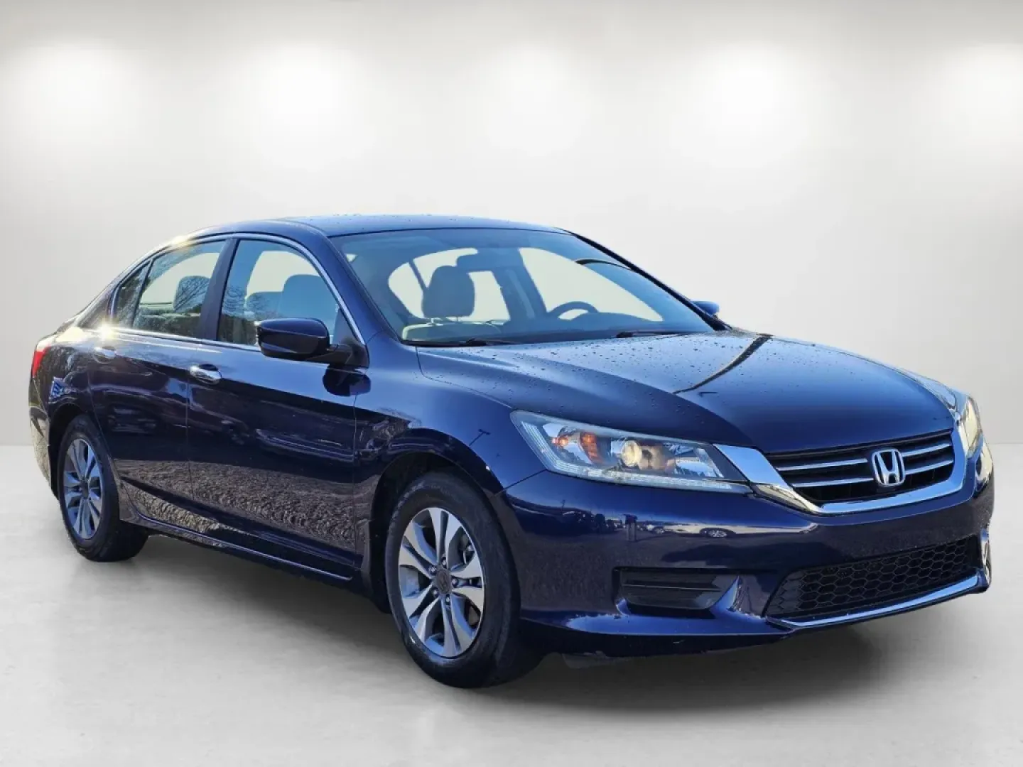 2013 Honda Accord Sdn LX (1HGCR2F33DA) with an Other engine, located at 5115 14th Ave., Columbus, GA, 31904, (706) 323-0345, 32.511494, -84.971046 - **Discover the Ultimate Sedan for Your Daily Adventures: 2013 Honda Accord LX at Gils Auto!**<br /> <br /> Are you searching for a reliable vehicle that effortlessly combines comfort, style, and performance for your daily commute and weekend getaways? Look no further than the stunning **2013 Honda A - Photo#2