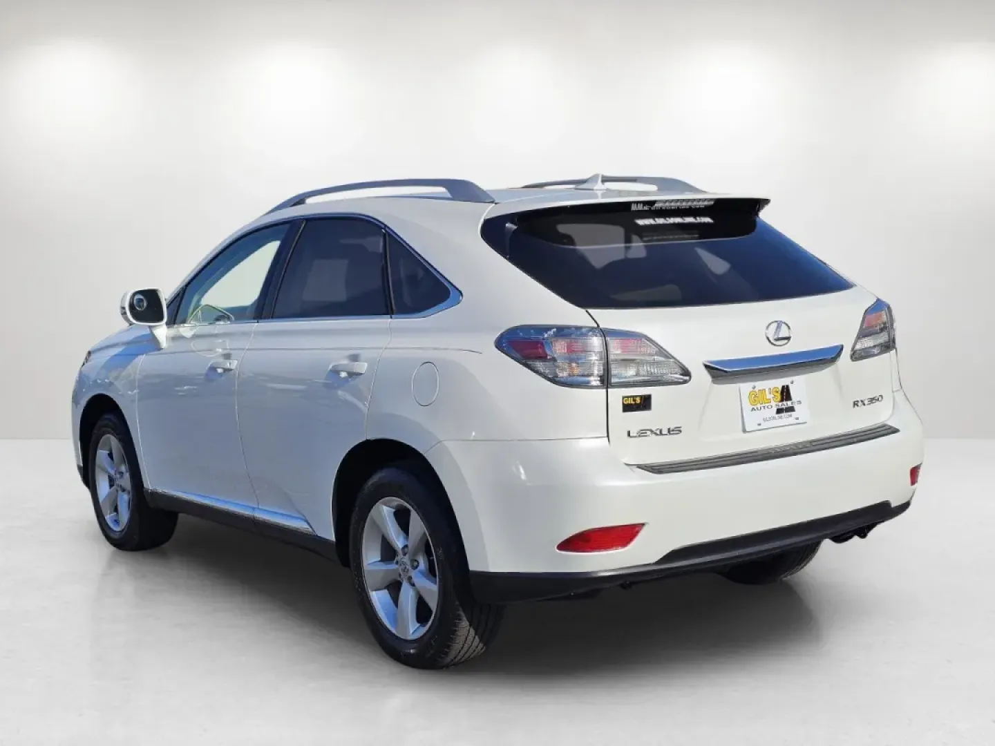 2010 Lexus RX 350 (2T2ZK1BA4AC) with an Other engine, located at 1430 Gateway Drive, Opelika, AL, 36801, (334) 239-0944, 32.637871, -85.409790 - **Experience Luxury and Versatility with the 2010 Lexus RX 350 at Gils Auto!**<br /> <br /> Are you searching for the perfect SUV that effortlessly combines luxury with practicality? Whether you're a growing family looking for a reliable vehicle for school runs and weekend getaways, or a professiona - Photo#6