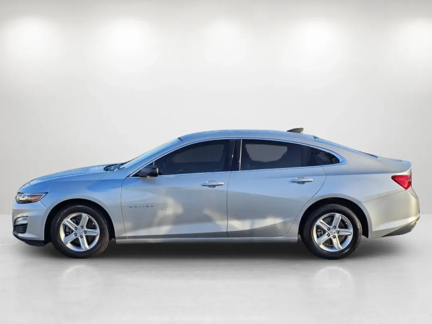 2020 /Jet Black Chevrolet Malibu LS (1G1ZB5ST0LF) with an Other engine, located at 5115 14th Ave., Columbus, GA, 31904, (706) 323-0345, 32.511494, -84.971046 - **Discover Your Next Adventure with the 2020 Chevrolet Malibu LS at Gils Auto - Phenix City**<br /> <br /> Are you searching for the perfect blend of style, comfort, and technology for your daily commutes or weekend getaways? Look no further than the 2020 Chevrolet Malibu LS, available now at Gils A - Photo#7