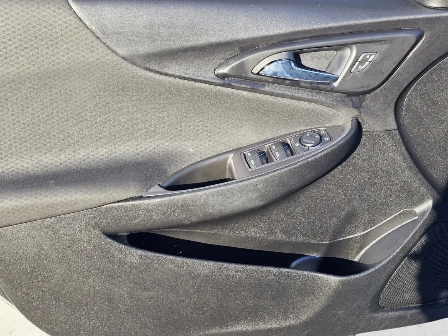 2020 /Jet Black Chevrolet Malibu LS (1G1ZB5ST0LF) with an Other engine, located at 5115 14th Ave., Columbus, GA, 31904, (706) 323-0345, 32.511494, -84.971046 - **Discover Your Next Adventure with the 2020 Chevrolet Malibu LS at Gils Auto - Phenix City**<br /> <br /> Are you searching for the perfect blend of style, comfort, and technology for your daily commutes or weekend getaways? Look no further than the 2020 Chevrolet Malibu LS, available now at Gils A - Photo#8