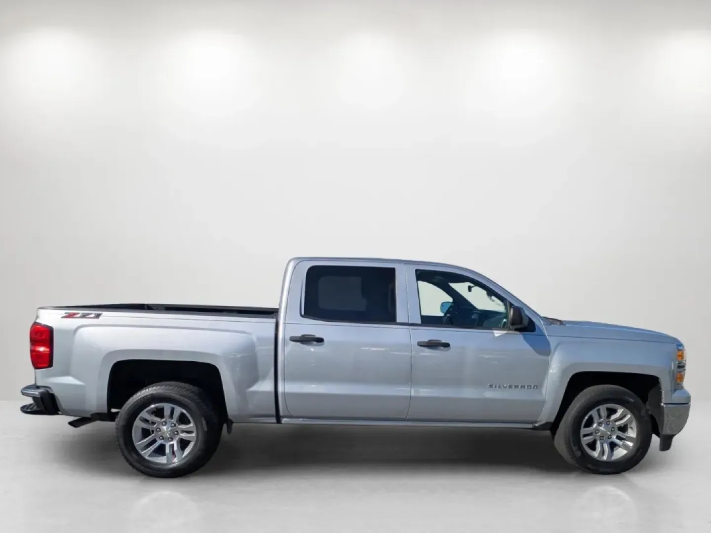 2014 /Jet Black Chevrolet Silverado 1500 LT (3GCPCRECXEG) with an Other engine, located at 5115 14th Ave., Columbus, GA, 31904, (706) 323-0345, 32.511494, -84.971046 - **Unleash Adventure with the 2014 Chevrolet Silverado 1500 LT Your Perfect Pickup for Every Journey!**<br /> <br /> For those who crave versatility and power in their daily drive, look no further than the 2014 Chevrolet Silverado 1500 LT available at Gils Auto in Phenix City, AL. This crew cab pick - Photo#4