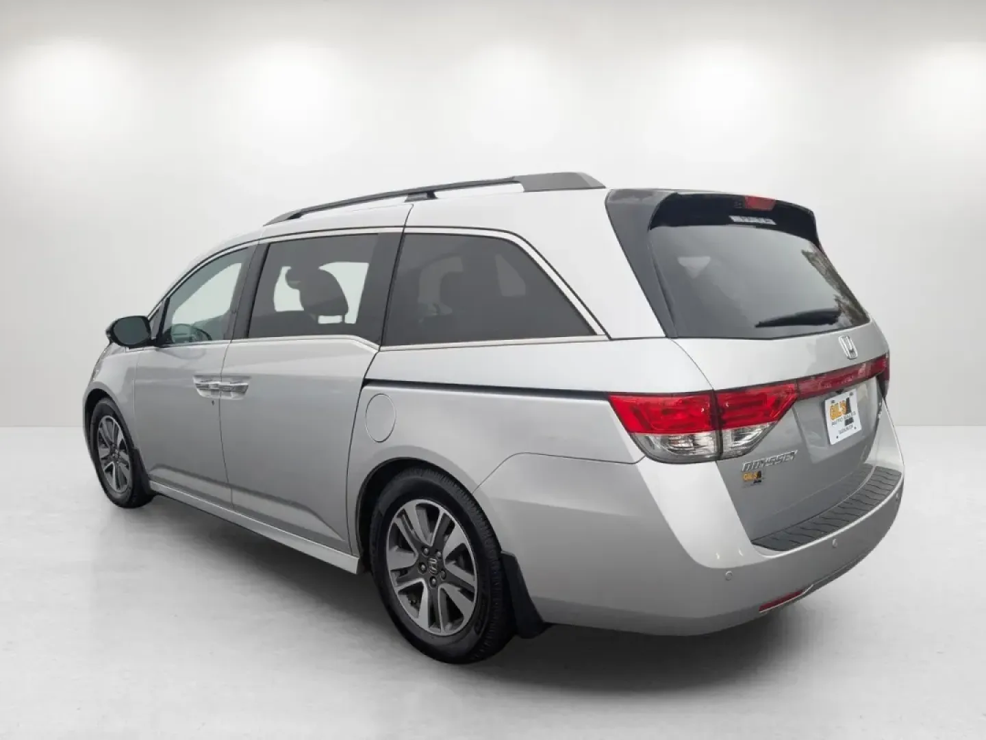 2014 Honda Odyssey Touring Elite (5FNRL5H98EB) with an Other engine, located at 5115 14th Ave., Columbus, GA, 31904, (706) 323-0345, 32.511494, -84.971046 - **Discover Your Next Adventure with the 2014 Honda Odyssey Touring Elite at Gils Auto!**<br /> <br /> Are you a growing family in need of space, comfort, and versatility for your daily adventures? Look no further! The 2014 Honda Odyssey Touring Elite, available at Gils Auto in Phenix City, AL, is th - Photo#6