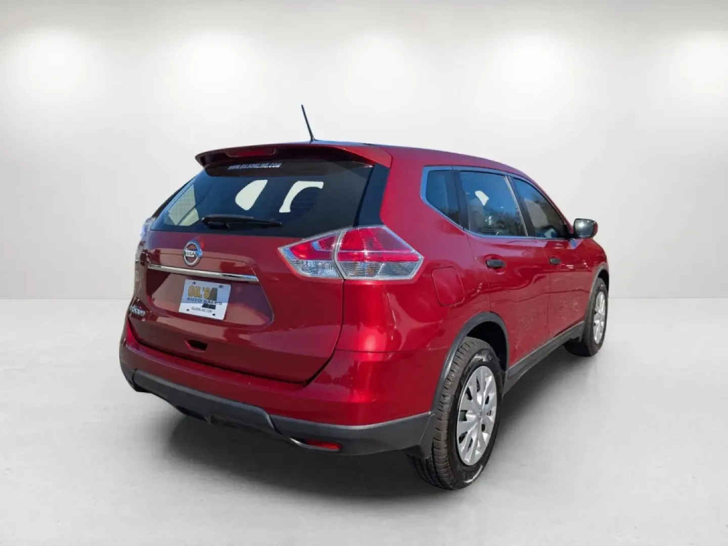 2016 /Charcoal Nissan Rogue S (KNMAT2MT2GP) with an Other engine, located at 5115 14th Ave., Columbus, GA, 31904, (706) 323-0345, 32.511494, -84.971046 - Are you ready to elevate your family road trips or daily commutes? Look no further than this stunning 2016 Nissan Rogue S, available now at Gils Auto in Phenix City, AL. With spacious interiors and advanced safety features, this SUV is perfect for growing families and budget-conscious buyers alike. - Photo#4