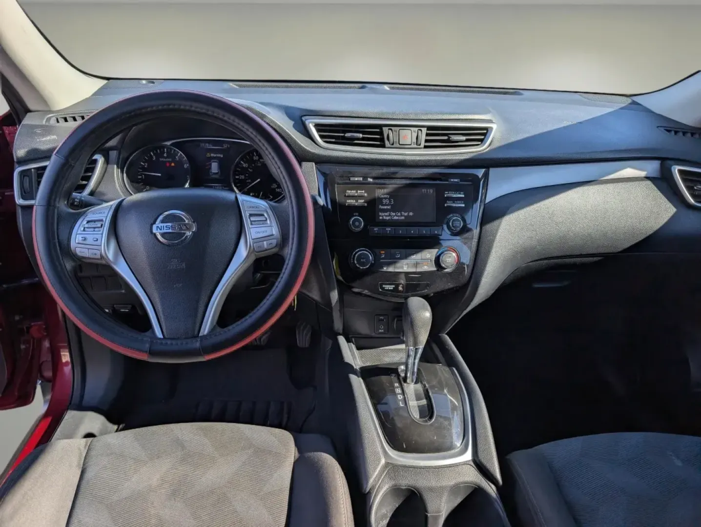 2016 /Charcoal Nissan Rogue S (KNMAT2MT2GP) with an Other engine, located at 5115 14th Ave., Columbus, GA, 31904, (706) 323-0345, 32.511494, -84.971046 - Are you ready to elevate your family road trips or daily commutes? Look no further than this stunning 2016 Nissan Rogue S, available now at Gils Auto in Phenix City, AL. With spacious interiors and advanced safety features, this SUV is perfect for growing families and budget-conscious buyers alike. - Photo#10