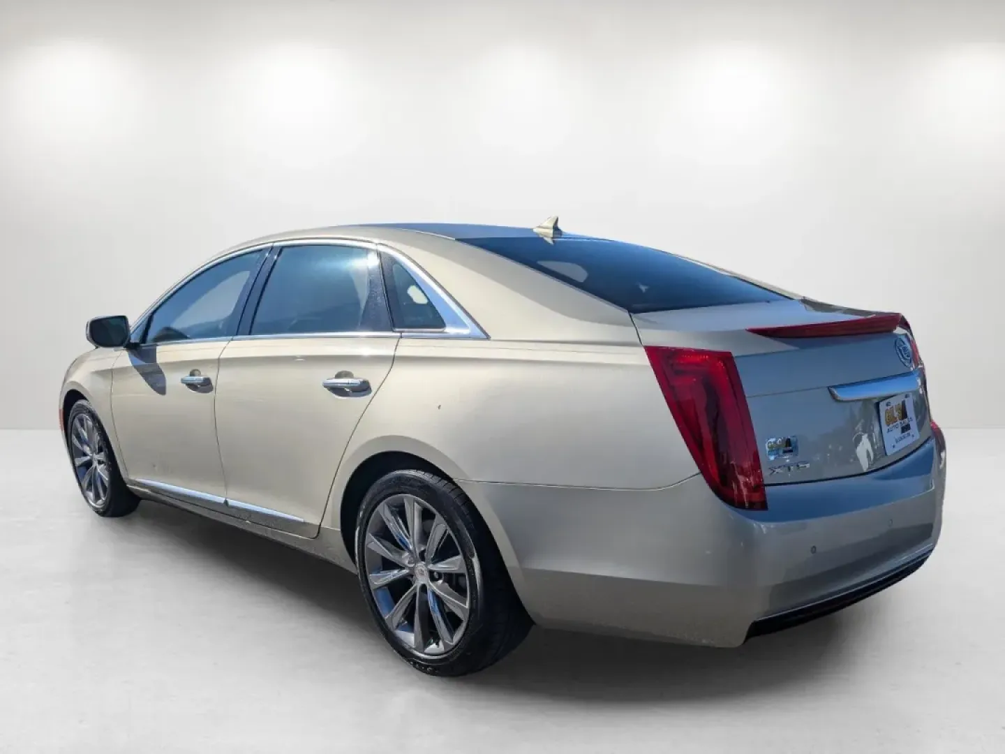 2013 /Shale/Cocoa Cadillac XTS (2G61N5S32D9) with an Other engine, located at 5115 14th Ave., Columbus, GA, 31904, (706) 323-0345, 32.511494, -84.971046 - **Elevate Your Daily Drive with the 2013 Cadillac XTS at Gils Auto - Phenix City!**<br /> <br /> Imagine a vehicle that seamlessly blends luxury and practicality-perfect for your daily commute, weekend adventures, or simply cruising through Phenix City. The 2013 Cadillac XTS stands as a symbol of co - Photo#6