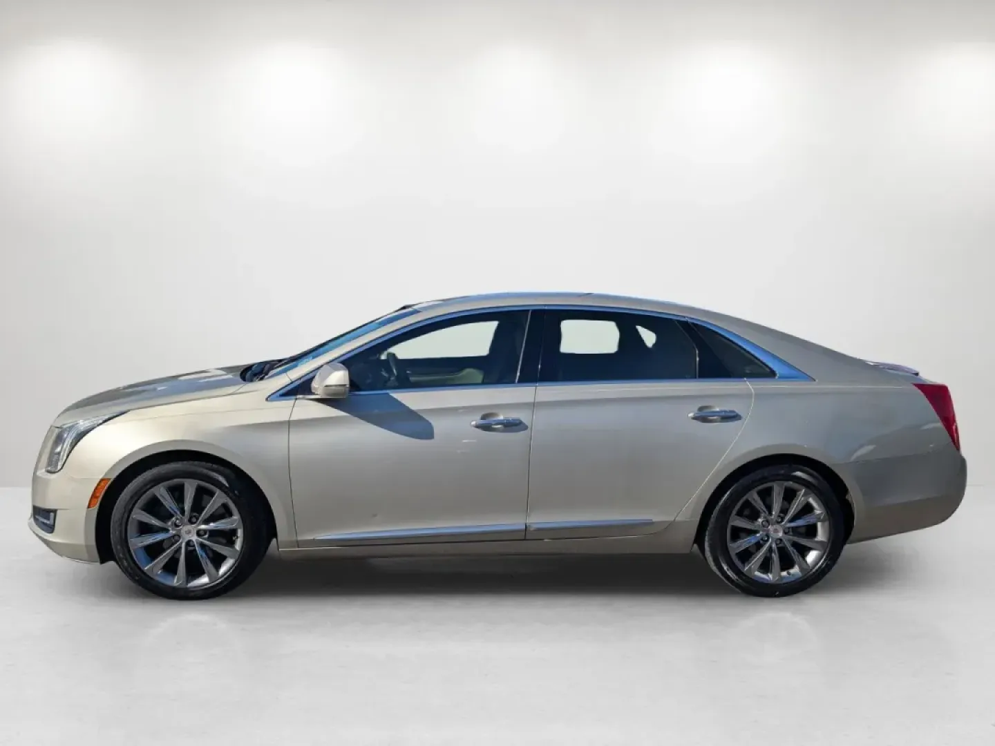 2013 /Shale/Cocoa Cadillac XTS (2G61N5S32D9) with an Other engine, located at 5115 14th Ave., Columbus, GA, 31904, (706) 323-0345, 32.511494, -84.971046 - **Elevate Your Daily Drive with the 2013 Cadillac XTS at Gils Auto - Phenix City!**<br /> <br /> Imagine a vehicle that seamlessly blends luxury and practicality-perfect for your daily commute, weekend adventures, or simply cruising through Phenix City. The 2013 Cadillac XTS stands as a symbol of co - Photo#7