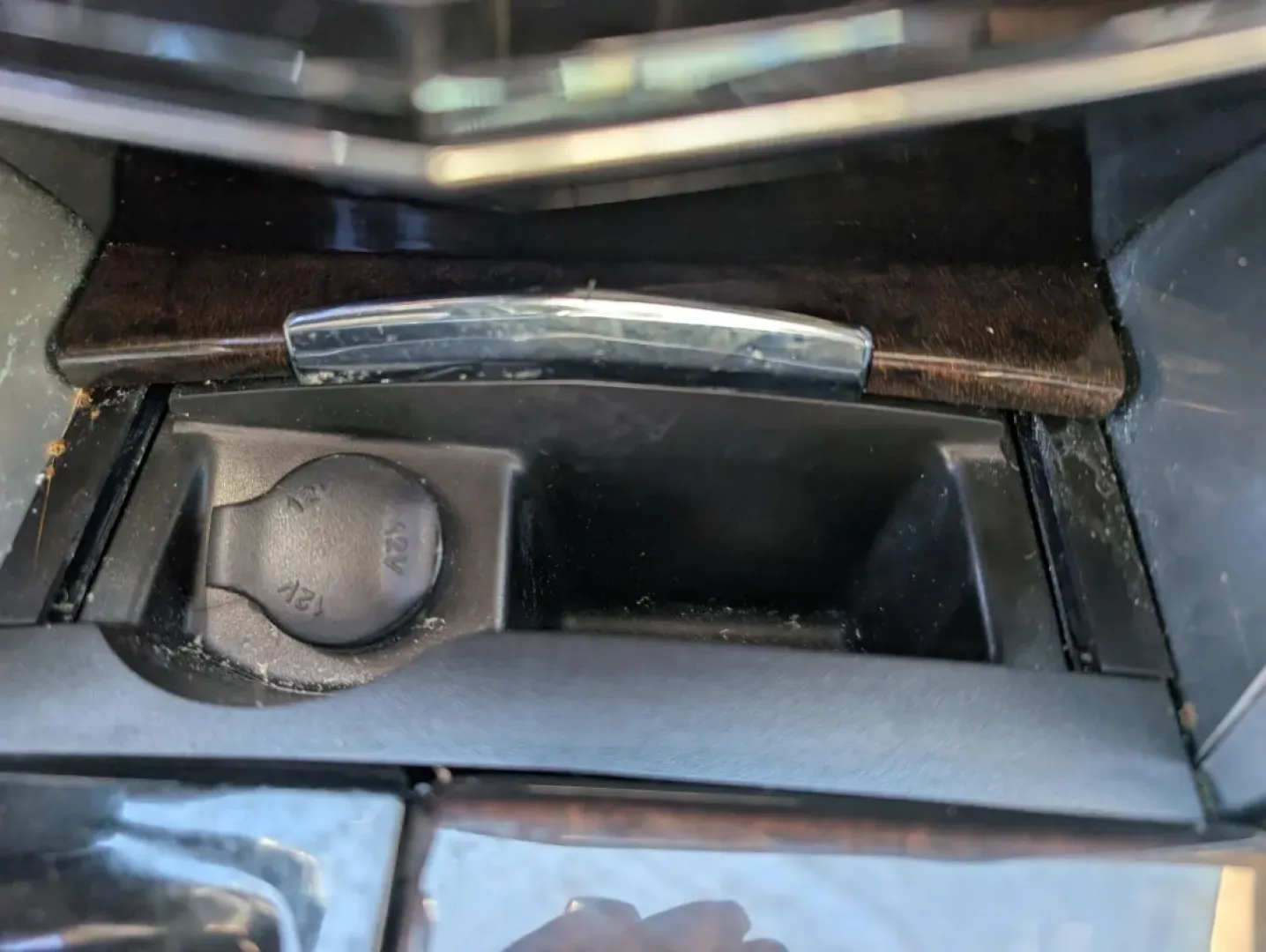 2013 /Shale/Cocoa Cadillac XTS (2G61N5S32D9) with an Other engine, located at 5115 14th Ave., Columbus, GA, 31904, (706) 323-0345, 32.511494, -84.971046 - **Elevate Your Daily Drive with the 2013 Cadillac XTS at Gils Auto - Phenix City!**<br /> <br /> Imagine a vehicle that seamlessly blends luxury and practicality-perfect for your daily commute, weekend adventures, or simply cruising through Phenix City. The 2013 Cadillac XTS stands as a symbol of co - Photo#12