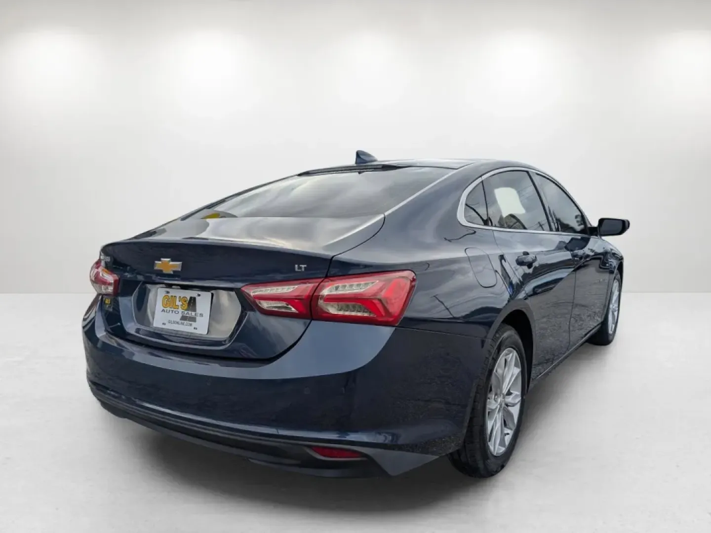 2021 /Jet Black Chevrolet Malibu LT (1G1ZD5ST7MF) with an Other engine, located at 5115 14th Ave., Columbus, GA, 31904, (706) 323-0345, 32.511494, -84.971046 - **Discover Unmatched Comfort and Safety with the 2021 Chevrolet Malibu LT at Gils Auto!** <br /> <br /> Are you in search of a reliable sedan that blends style, comfort, and cutting-edge technology? Look no further than the 2021 Chevrolet Malibu LT, available now at Gils Auto, your trusted Buy Here - Photo#4
