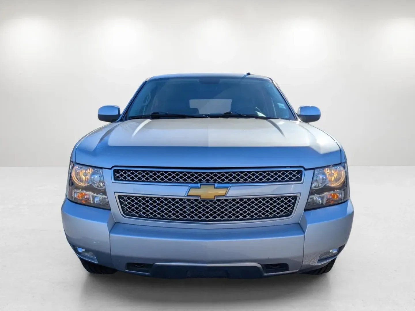 2013 /Ebony Chevrolet Tahoe LT (1GNSCBE03DR) with an Other engine, located at 5115 14th Ave., Columbus, GA, 31904, (706) 323-0345, 32.511494, -84.971046 - **Explore the Open Road with the 2013 Chevrolet Tahoe LT - Perfect for Adventure and Family Life!**<br /> <br /> Are you on the lookout for a versatile SUV that fits seamlessly into your family's lifestyle while also providing a thrilling driving experience? Look no further than this stunning 2013 C - Photo#1