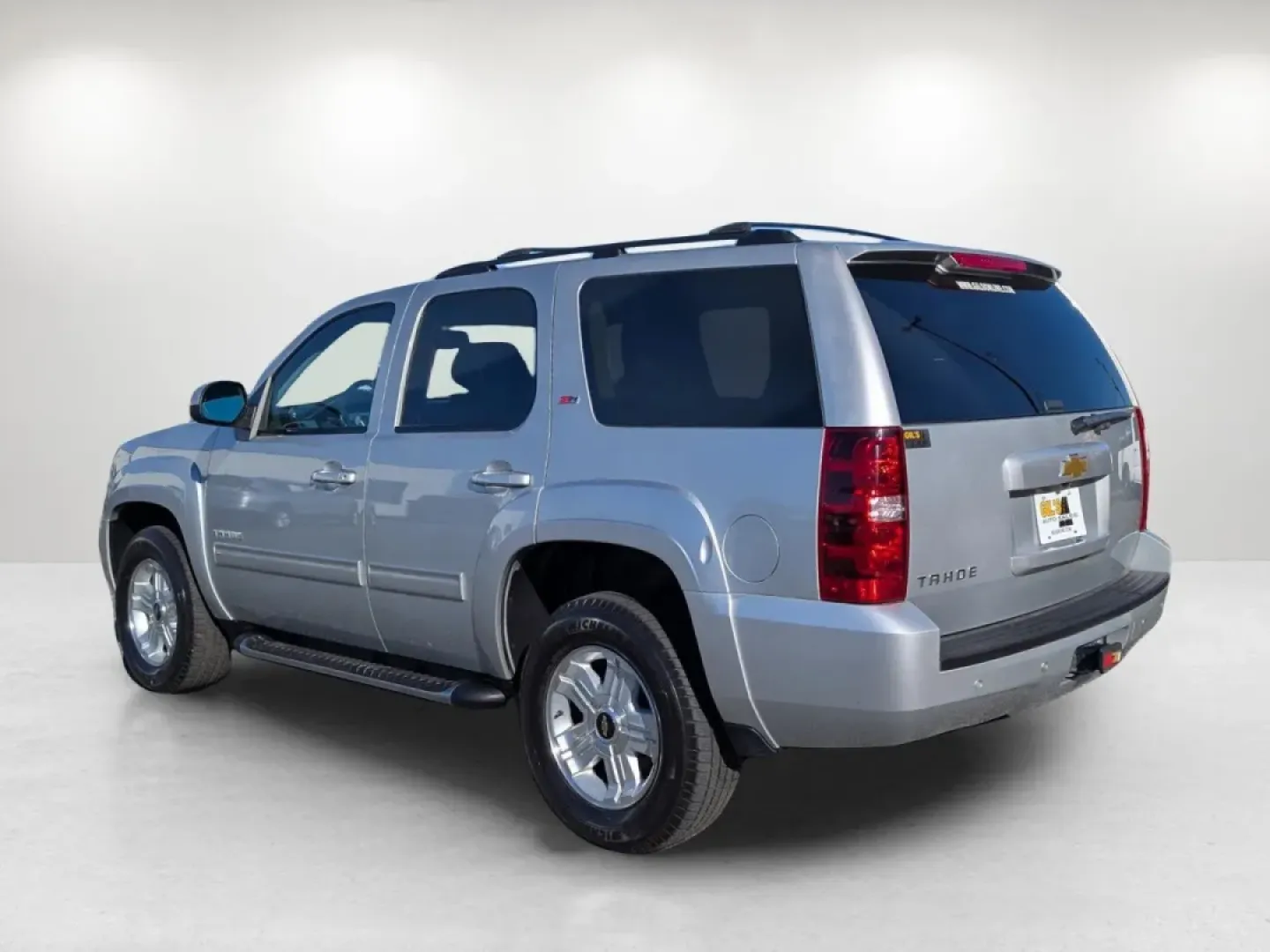 2013 /Ebony Chevrolet Tahoe LT (1GNSCBE03DR) with an Other engine, located at 5115 14th Ave., Columbus, GA, 31904, (706) 323-0345, 32.511494, -84.971046 - **Explore the Open Road with the 2013 Chevrolet Tahoe LT - Perfect for Adventure and Family Life!**<br /> <br /> Are you on the lookout for a versatile SUV that fits seamlessly into your family's lifestyle while also providing a thrilling driving experience? Look no further than this stunning 2013 C - Photo#6