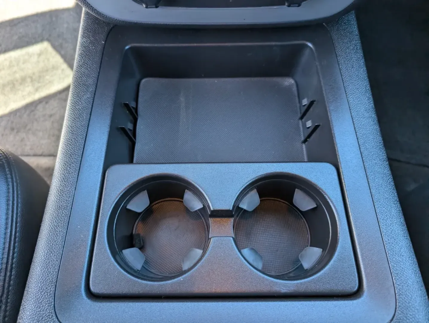 2013 /Ebony Chevrolet Tahoe LT (1GNSCBE03DR) with an Other engine, located at 5115 14th Ave., Columbus, GA, 31904, (706) 323-0345, 32.511494, -84.971046 - **Explore the Open Road with the 2013 Chevrolet Tahoe LT - Perfect for Adventure and Family Life!**<br /> <br /> Are you on the lookout for a versatile SUV that fits seamlessly into your family's lifestyle while also providing a thrilling driving experience? Look no further than this stunning 2013 C - Photo#12